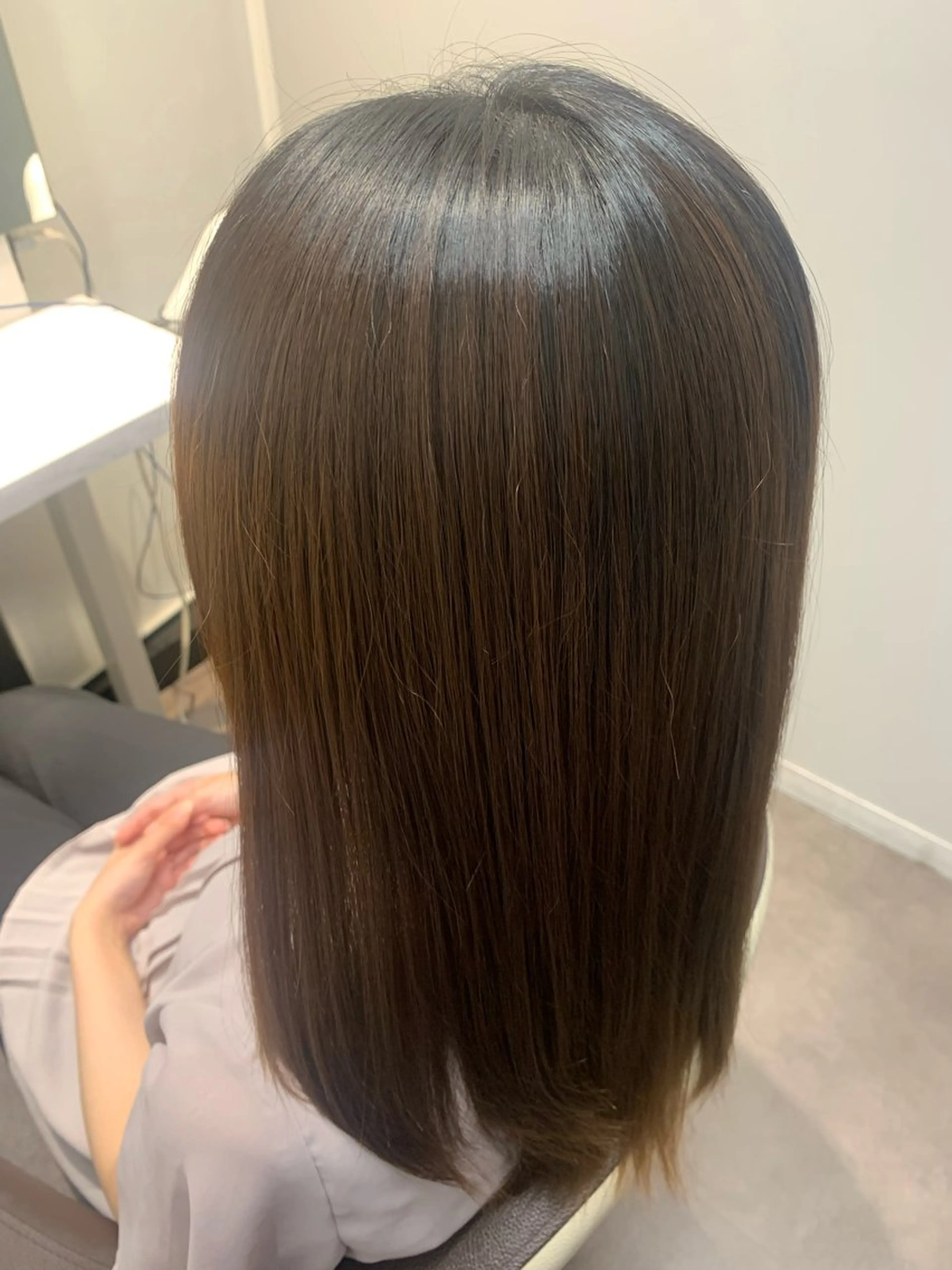 セミロング トリートメント 松田 啓志のヘアスタイル