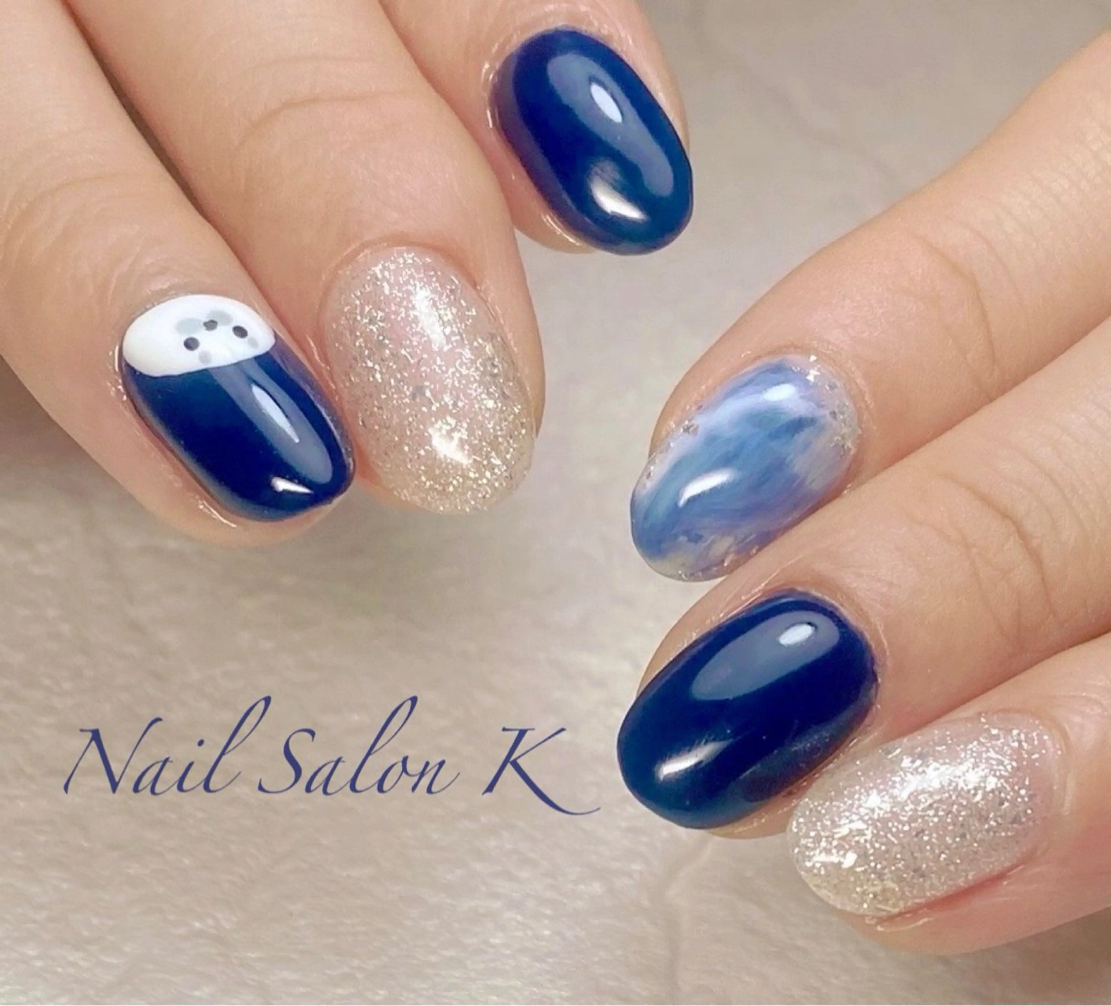 ネイル ブルー キラキラネイル ネイビー ハンドネイル Nail Salon K 🧸美爪育成のネイルデザイン