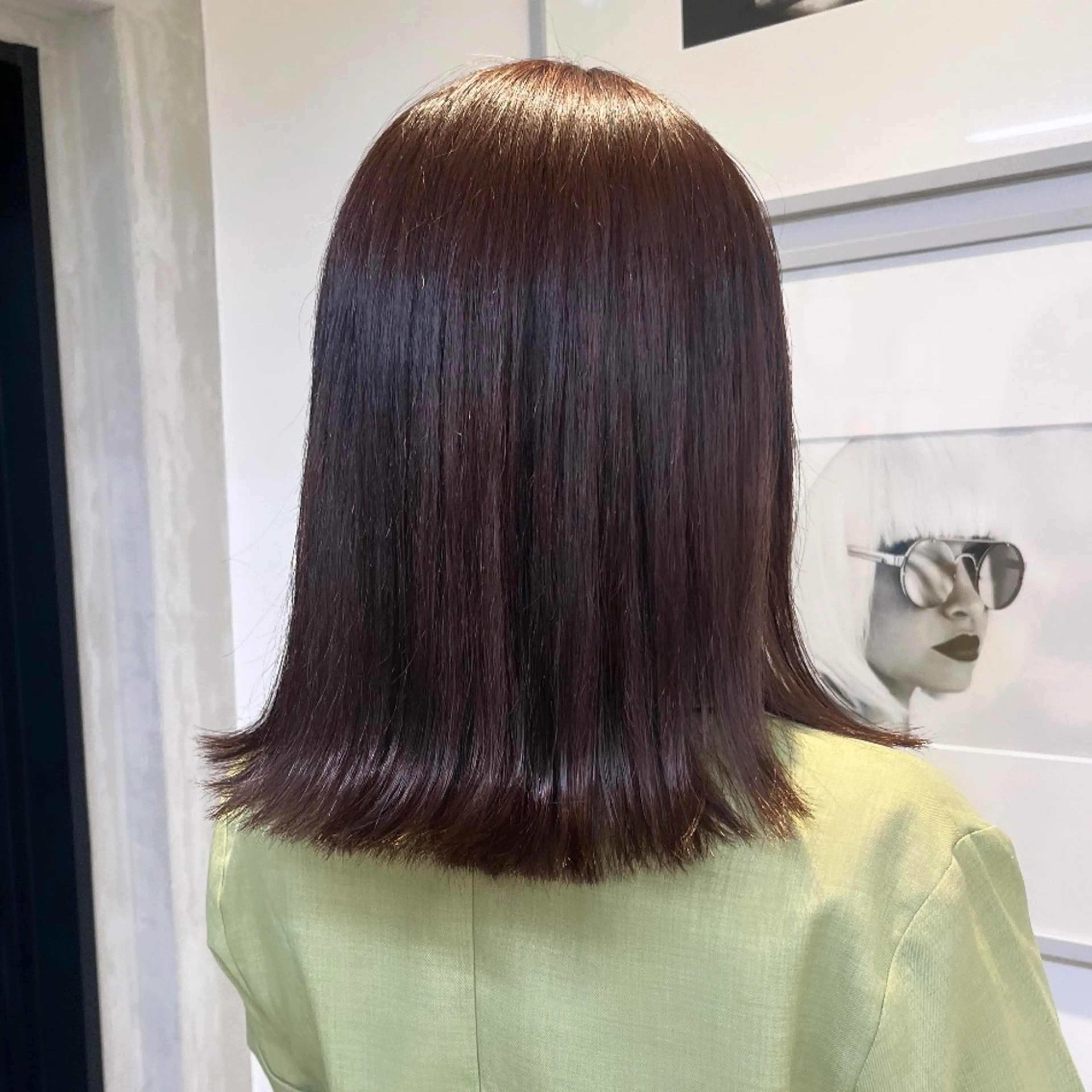 ミディアム カラー ベージュカラー ブラウンカラー ブラウンベージュ ショコラブラウン 透明感カラー ヘアカラー トリートメント ヘッドスパ ヘアセット カジュアルを女っぽく 𝗮𝘆𝗮𝗰𝗼のヘアスタイル