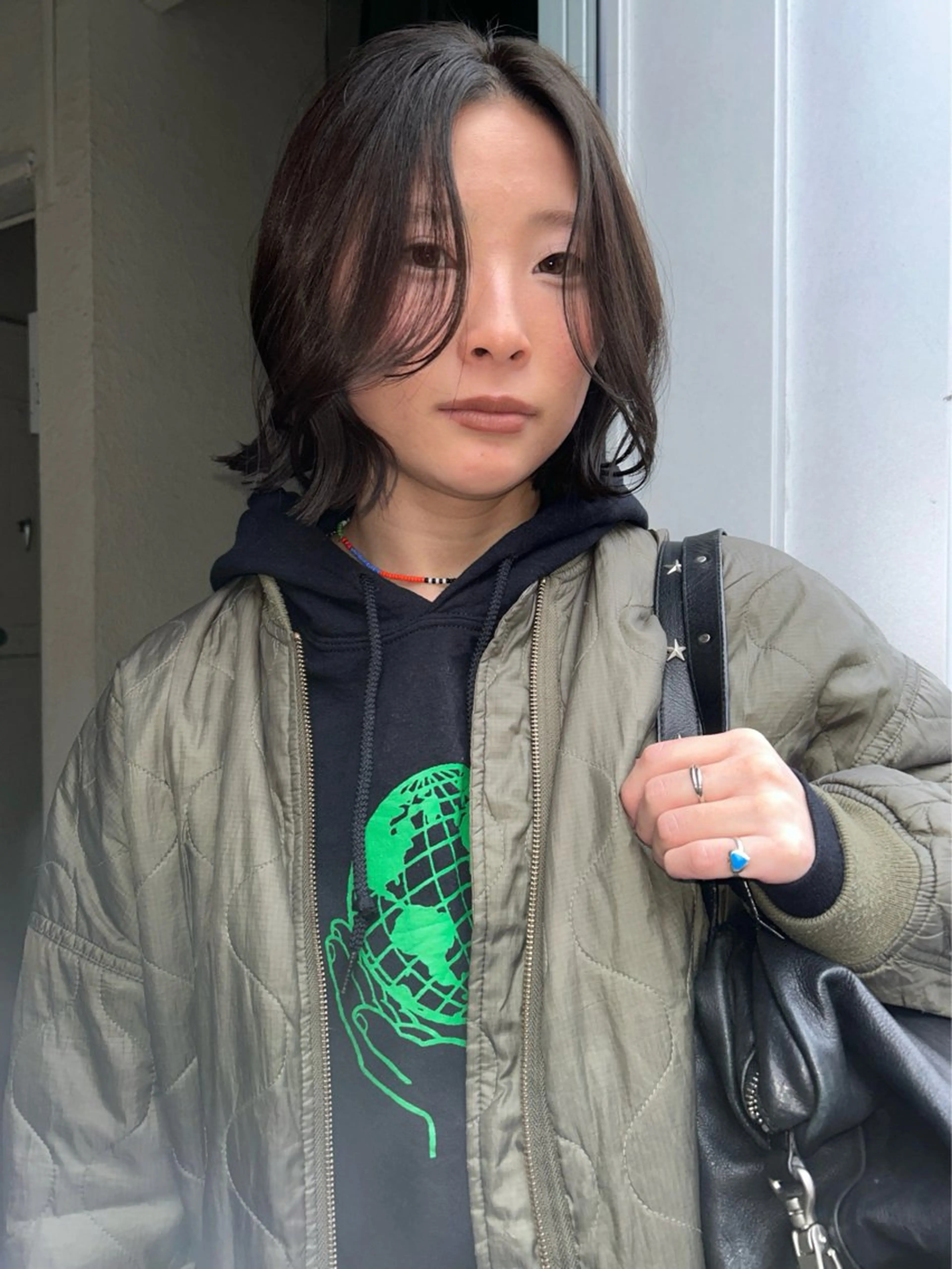 ミディアム ヘアカラー siki hinaのヘアスタイル