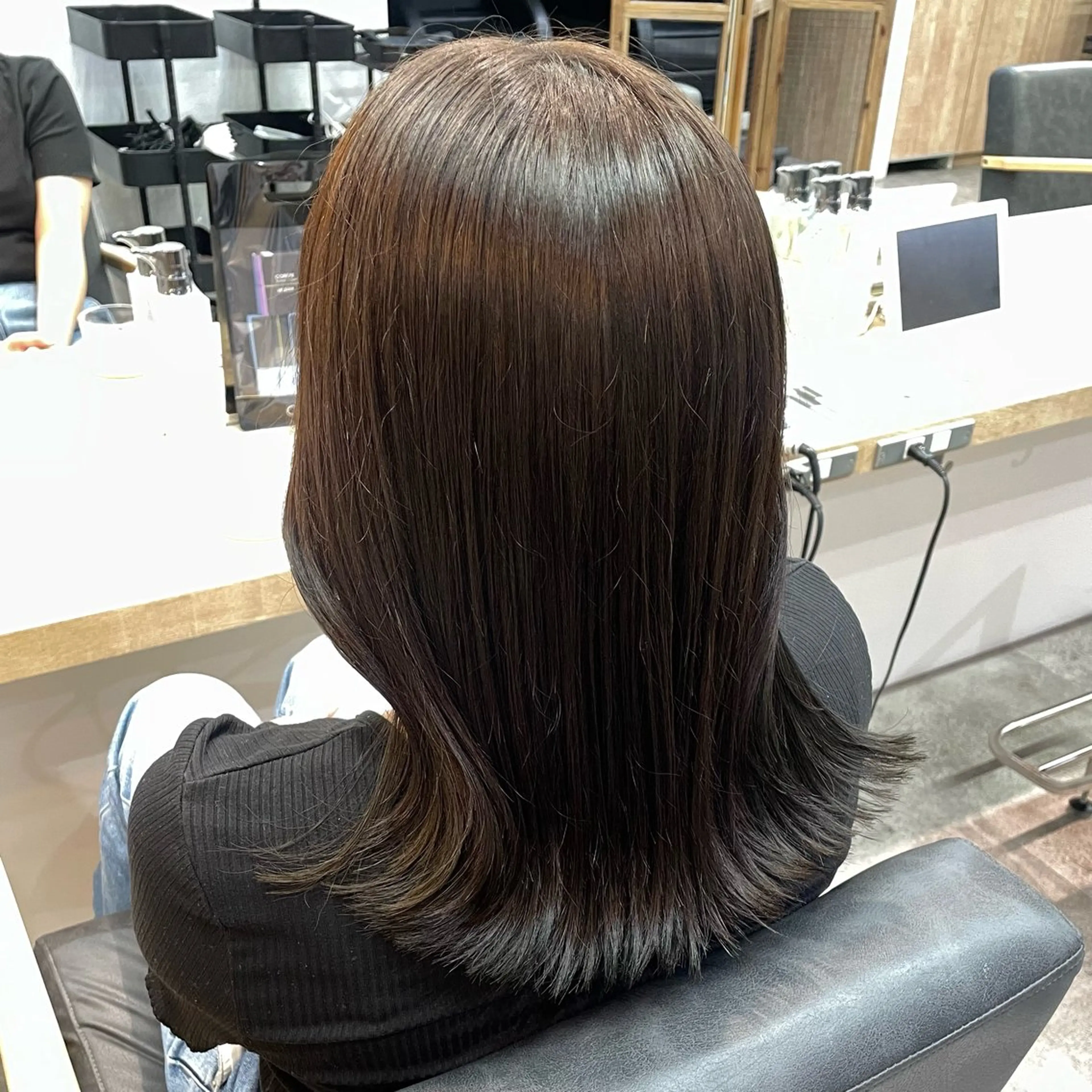 カラー ブラウンカラー オリーブブラウン 艶カラー🪡髪質改善 アレンジ🎀airiのヘアスタイル