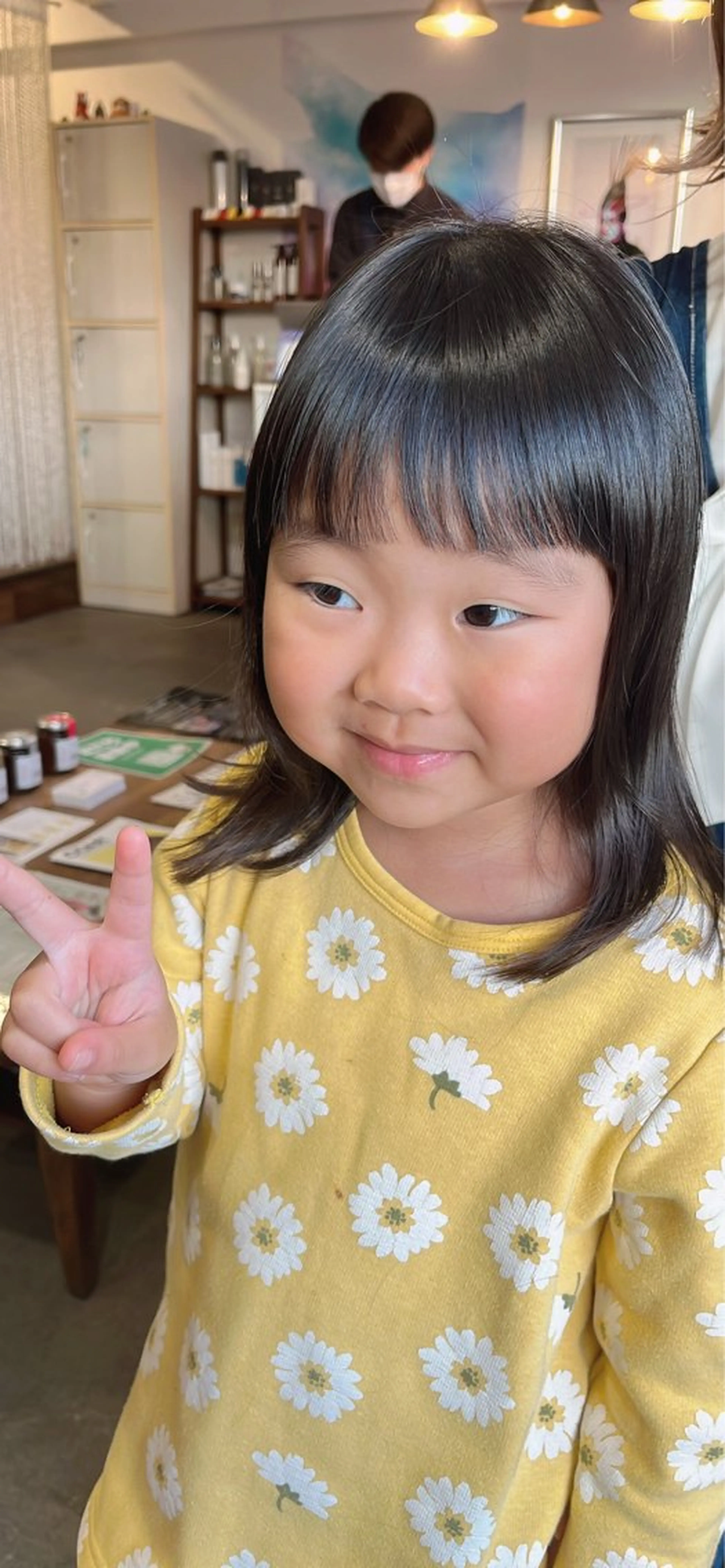 ミディアム ☺︎宮田 麻衣☺︎のヘアスタイル