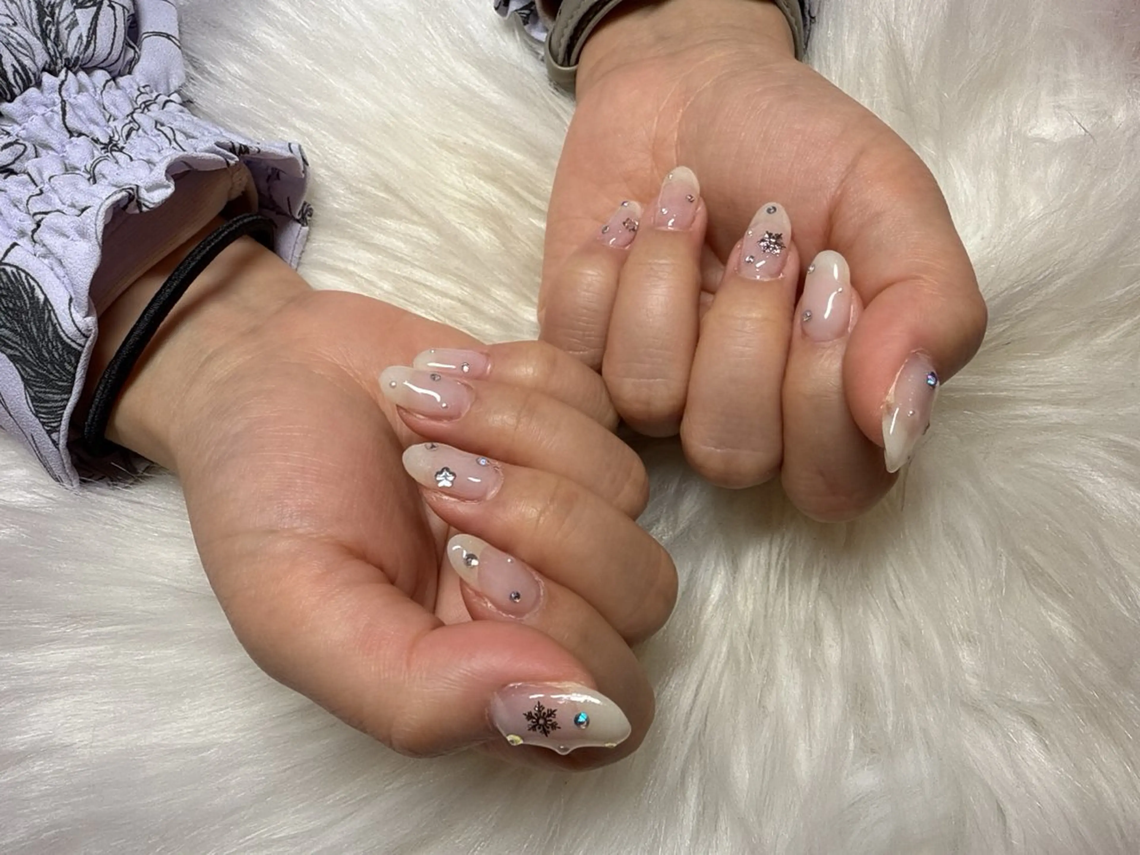 ネイル Amoureuse Satomiのネイルデザイン