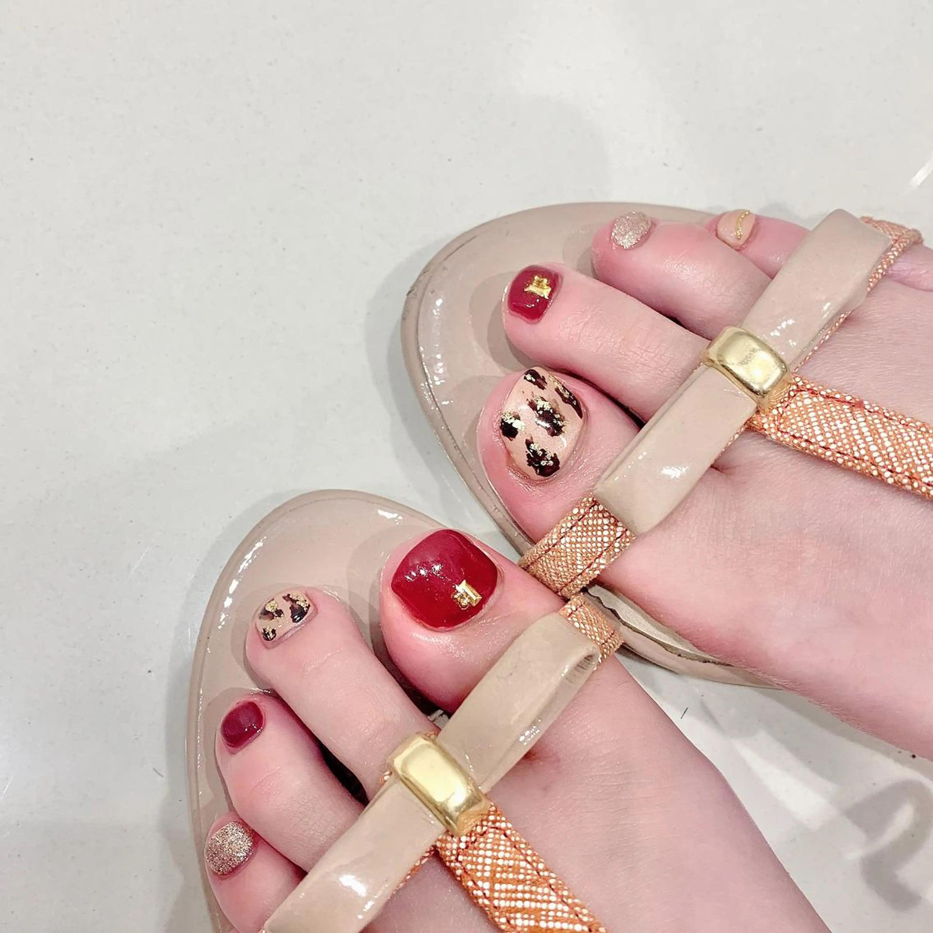 ネイル フットネイル ハンドネイル 佐藤 まりえのネイルデザイン