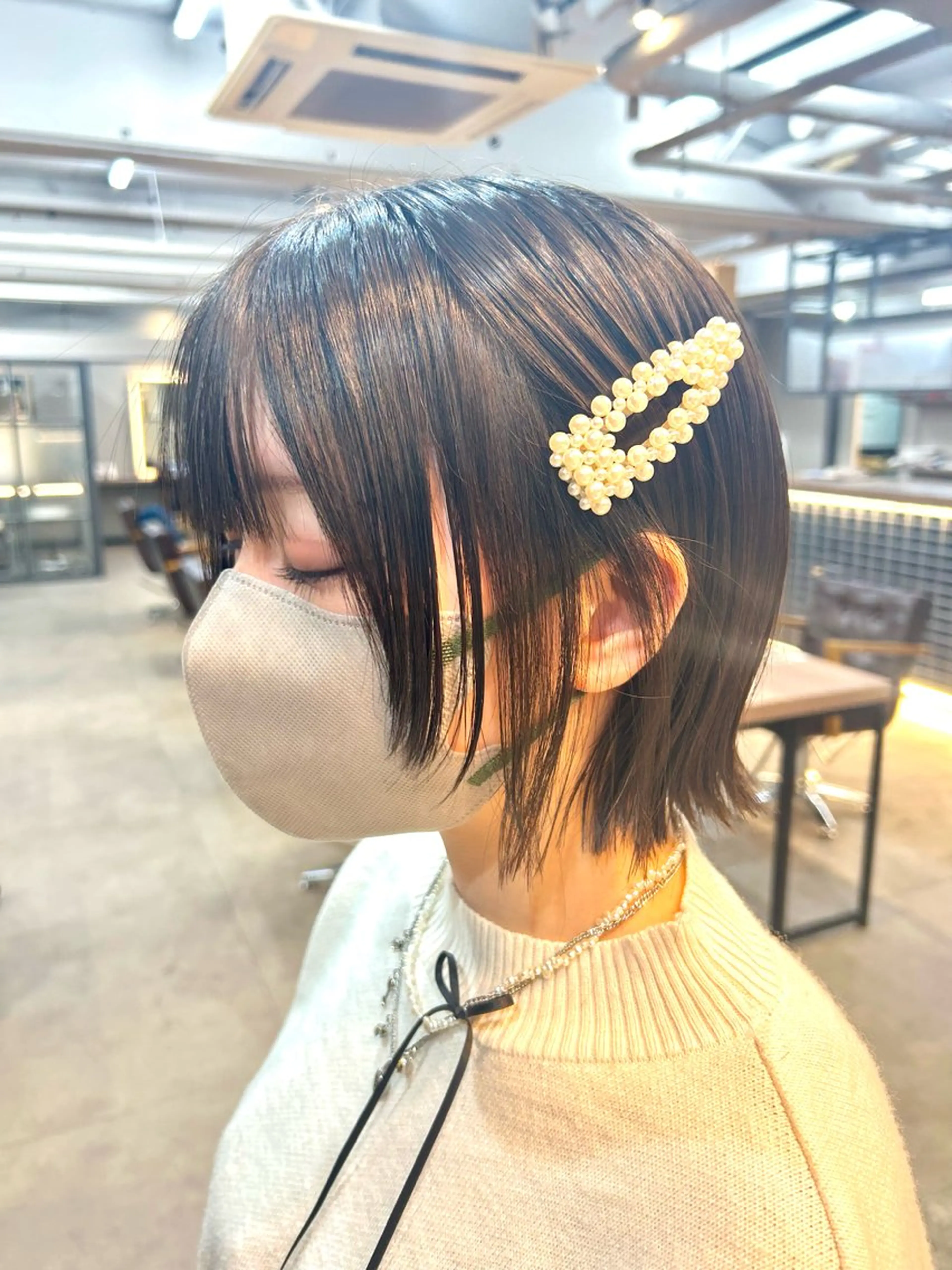 ショート ボブ 顔まわりレイヤー 顔周りカット レイヤーカット カット トリートメント ハイトーン透明感/レ イヤー/ririkaのヘアスタイル