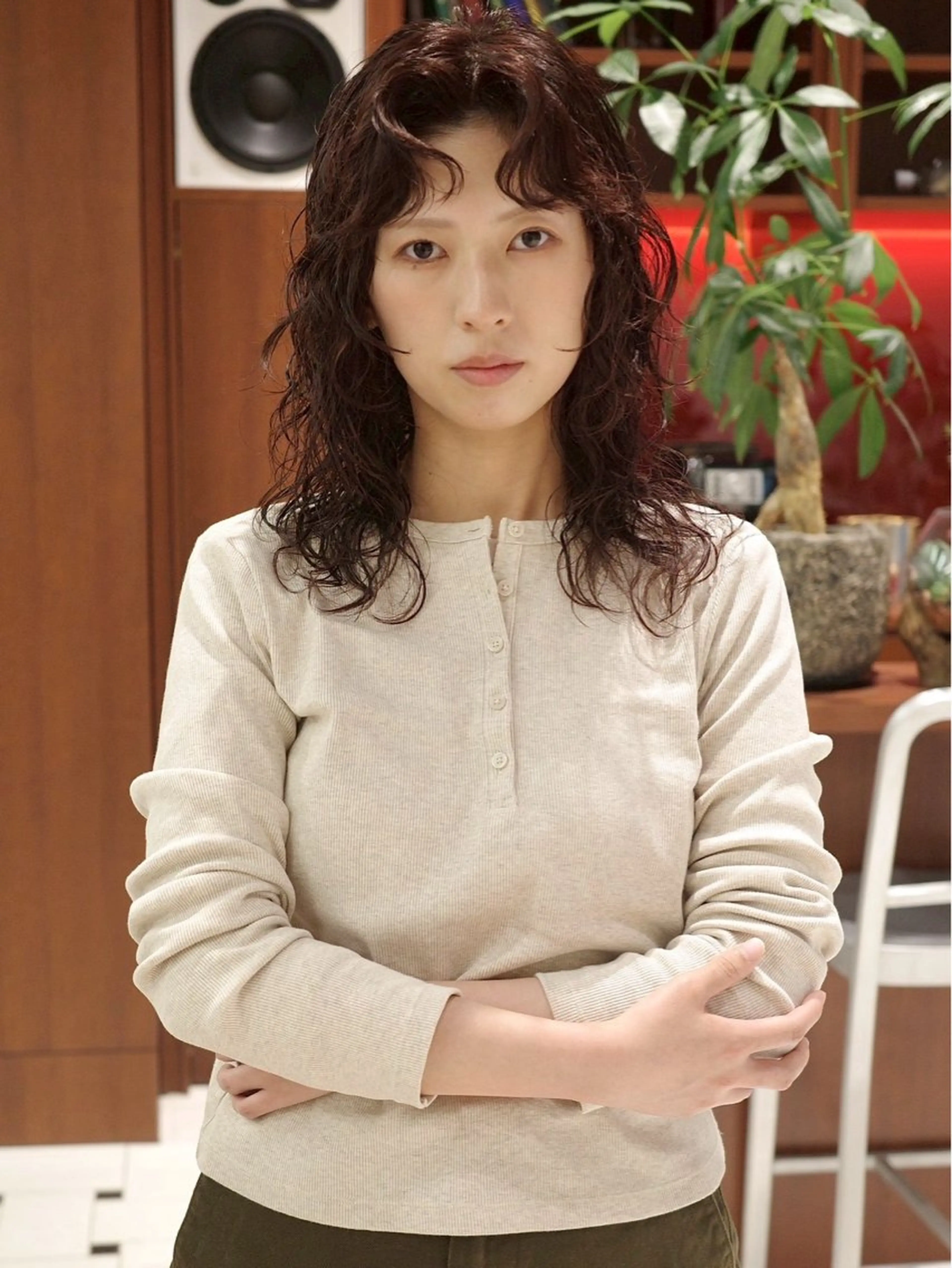 ミディアム カラー パーマ カット ヘアカラー パーマ トリートメント (h)wim ウィムのヘアスタイル