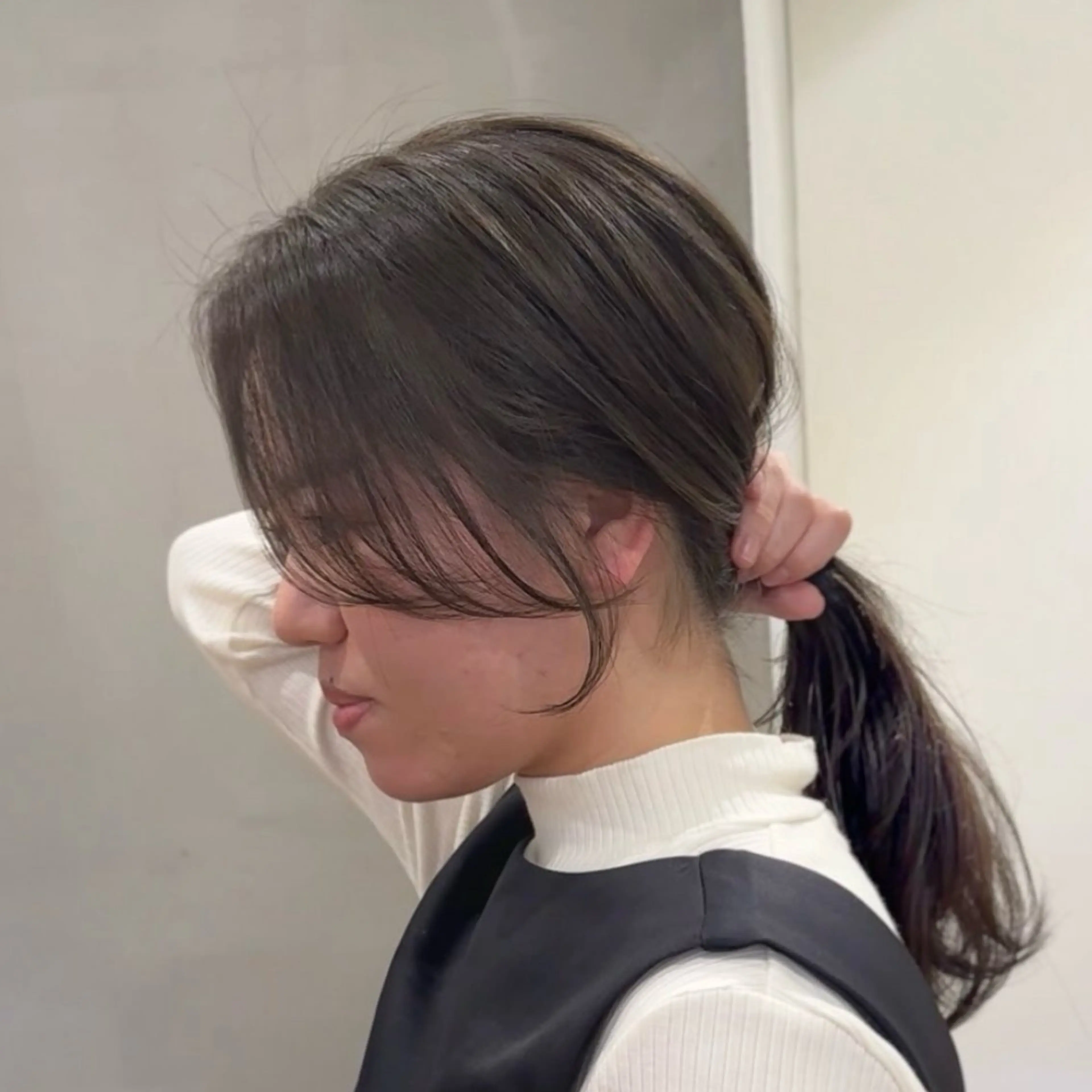 セミロング カット ヘアカラー トリートメント ハタケナカ コトネのヘアスタイル