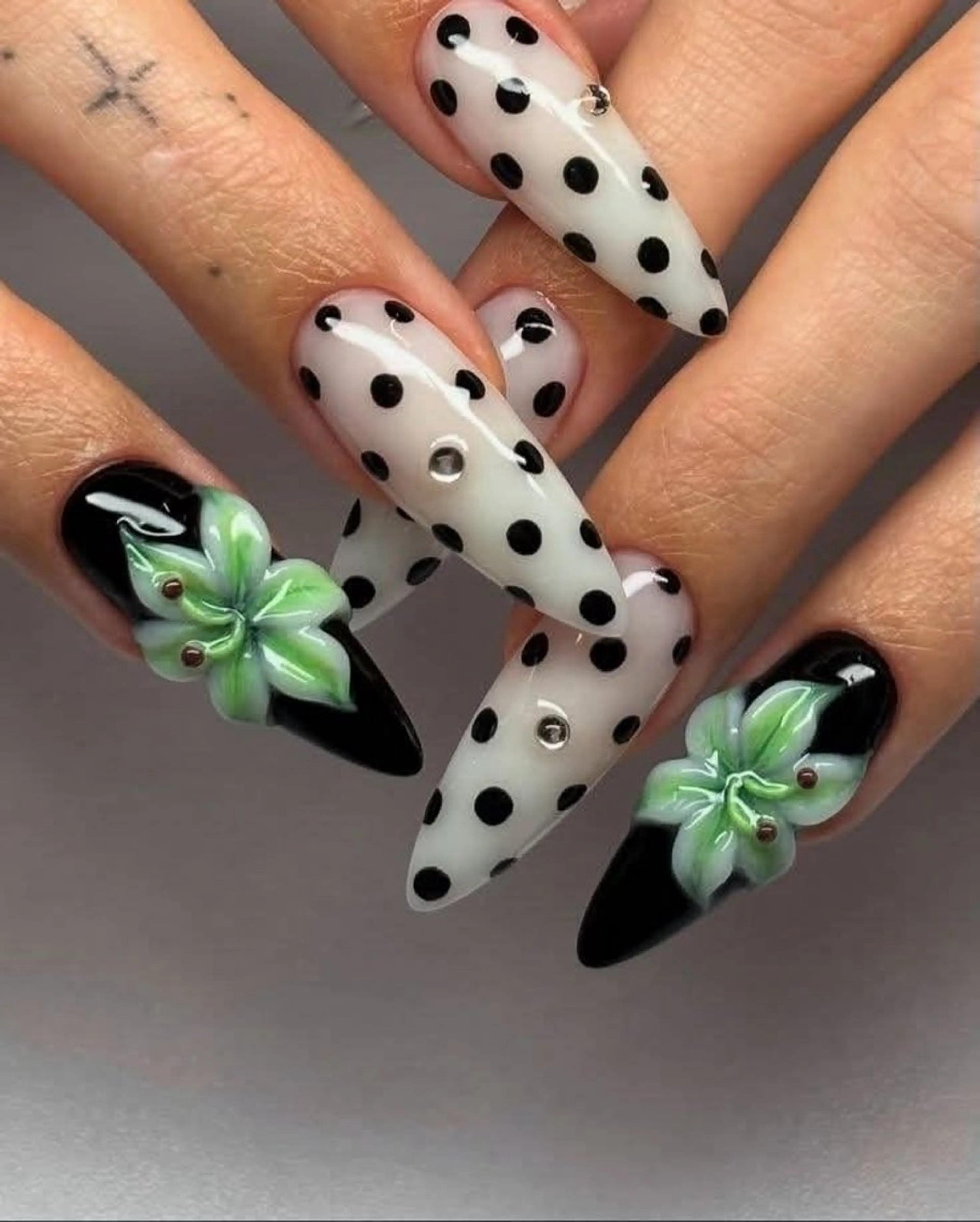 ネイル ハンドネイル Ri-e's nailのネイルデザイン