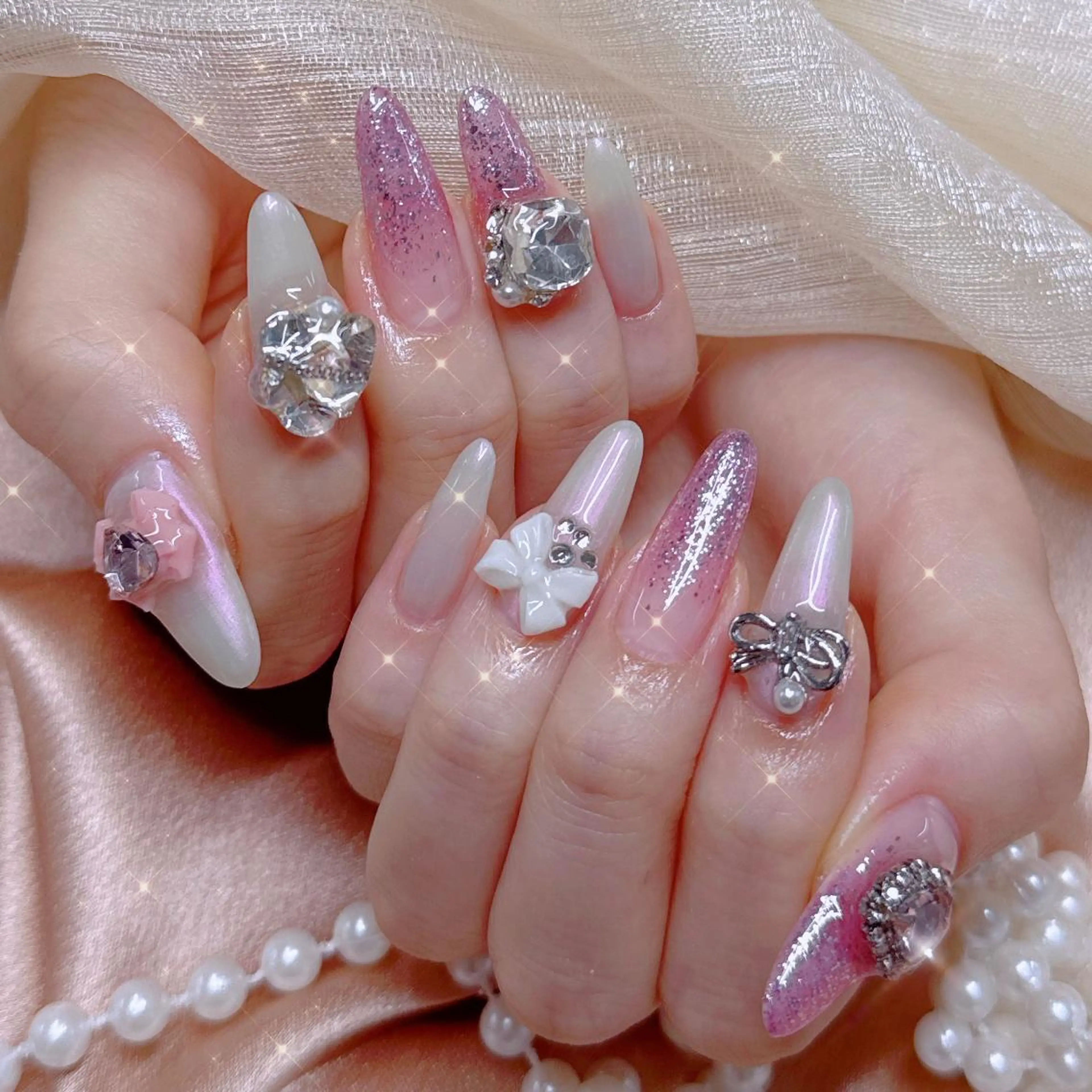 ネイル ハンドネイル queens nailsalonのネイルデザイン