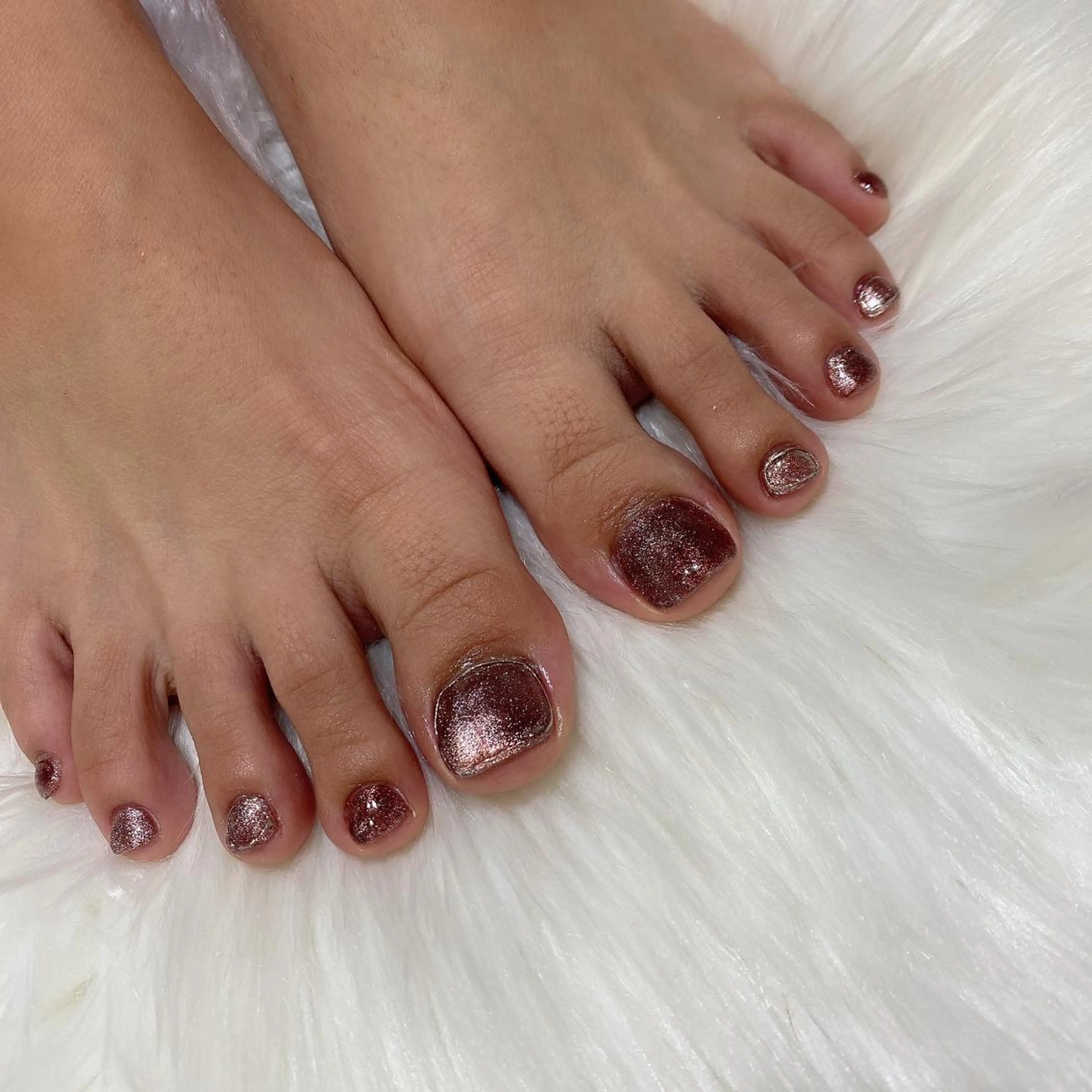 ネイル フットネイル 西岡 杏のネイルデザイン