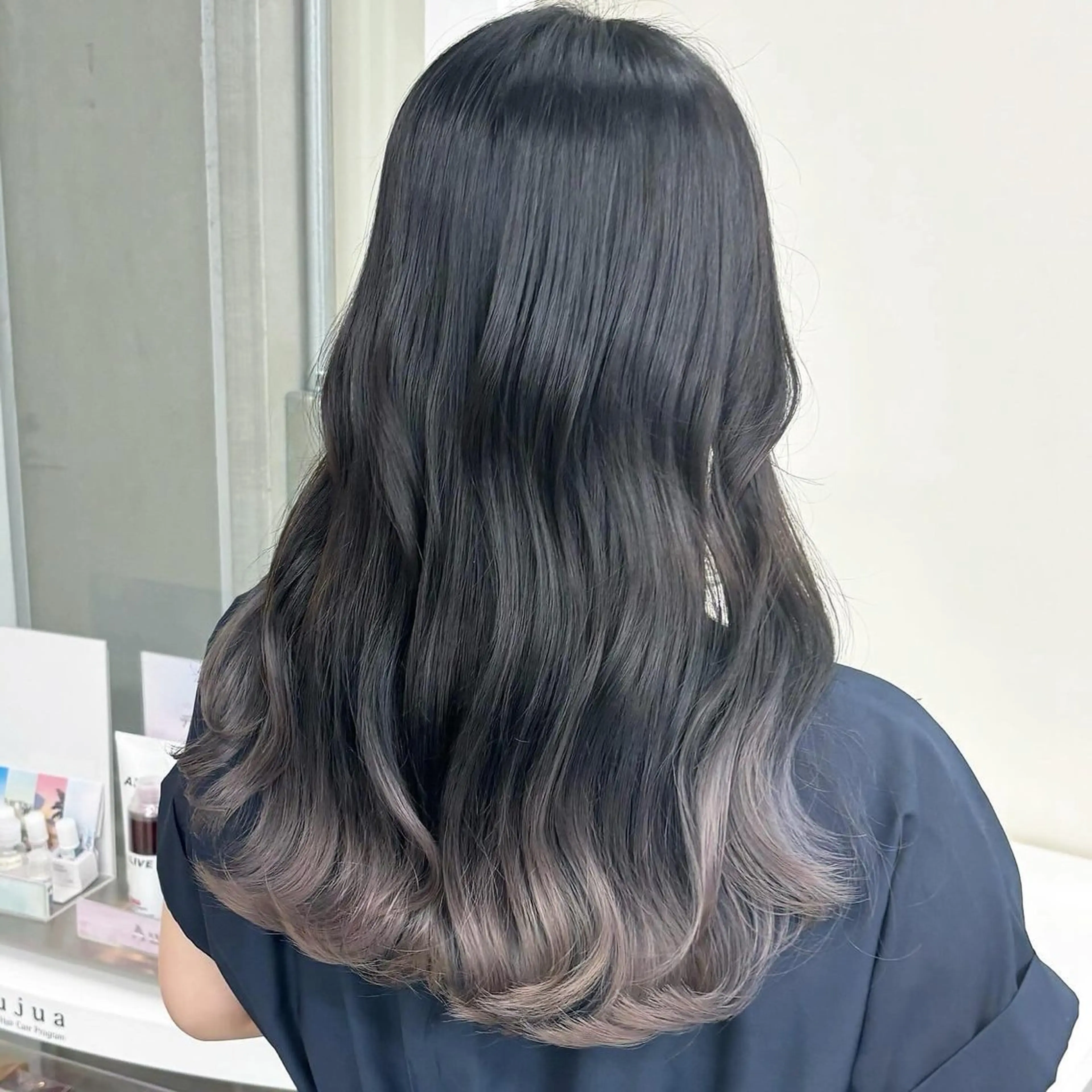 ミディアム カラー デザインカラー グラデーションカラー ヘアカラー トリートメント ⭐️無料！カット モデル募集⭐️夕貴のヘアスタイル