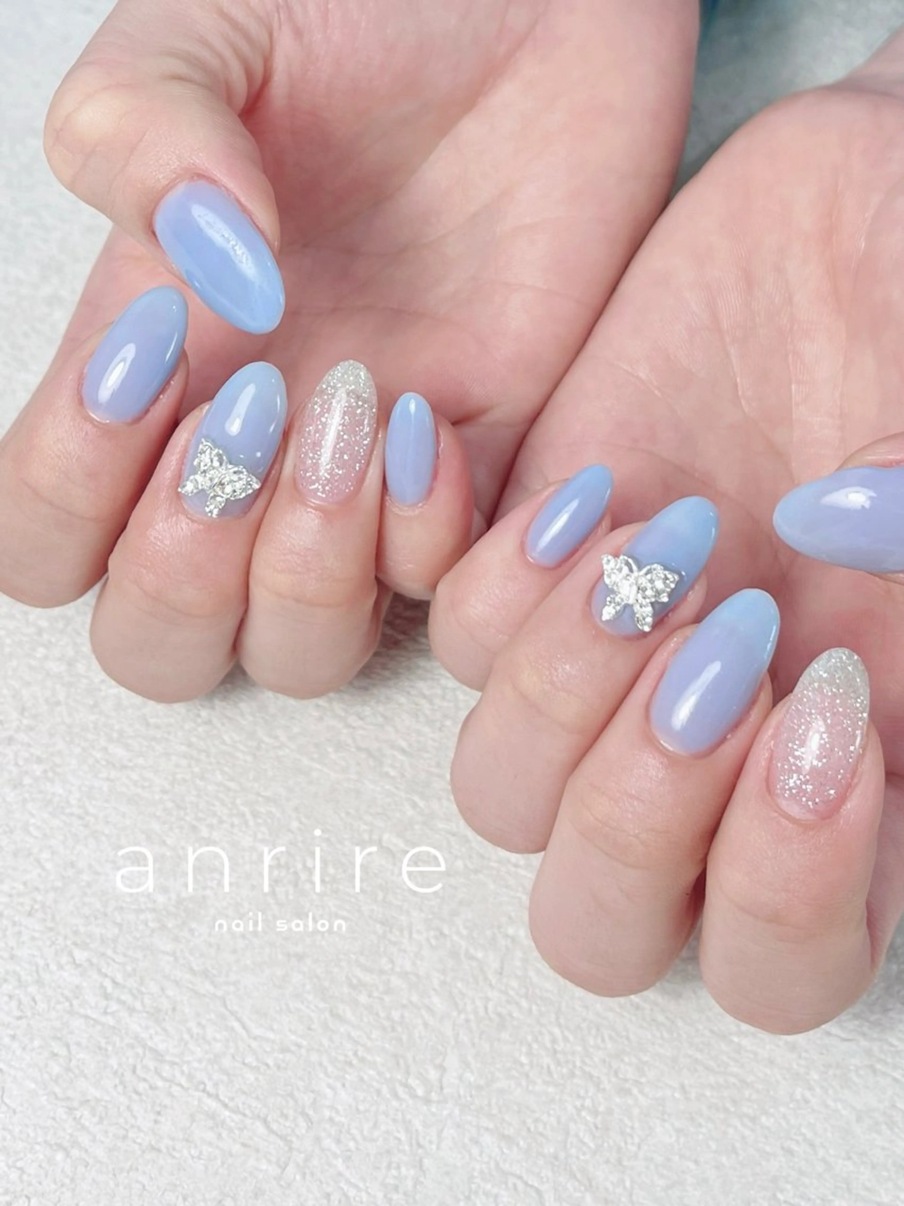 ネイル ブルー フラッシュネイル ジェルネイル キラキラネイル ワンカラーネイル ハンドネイル nailsalon anrireのネイルデザイン