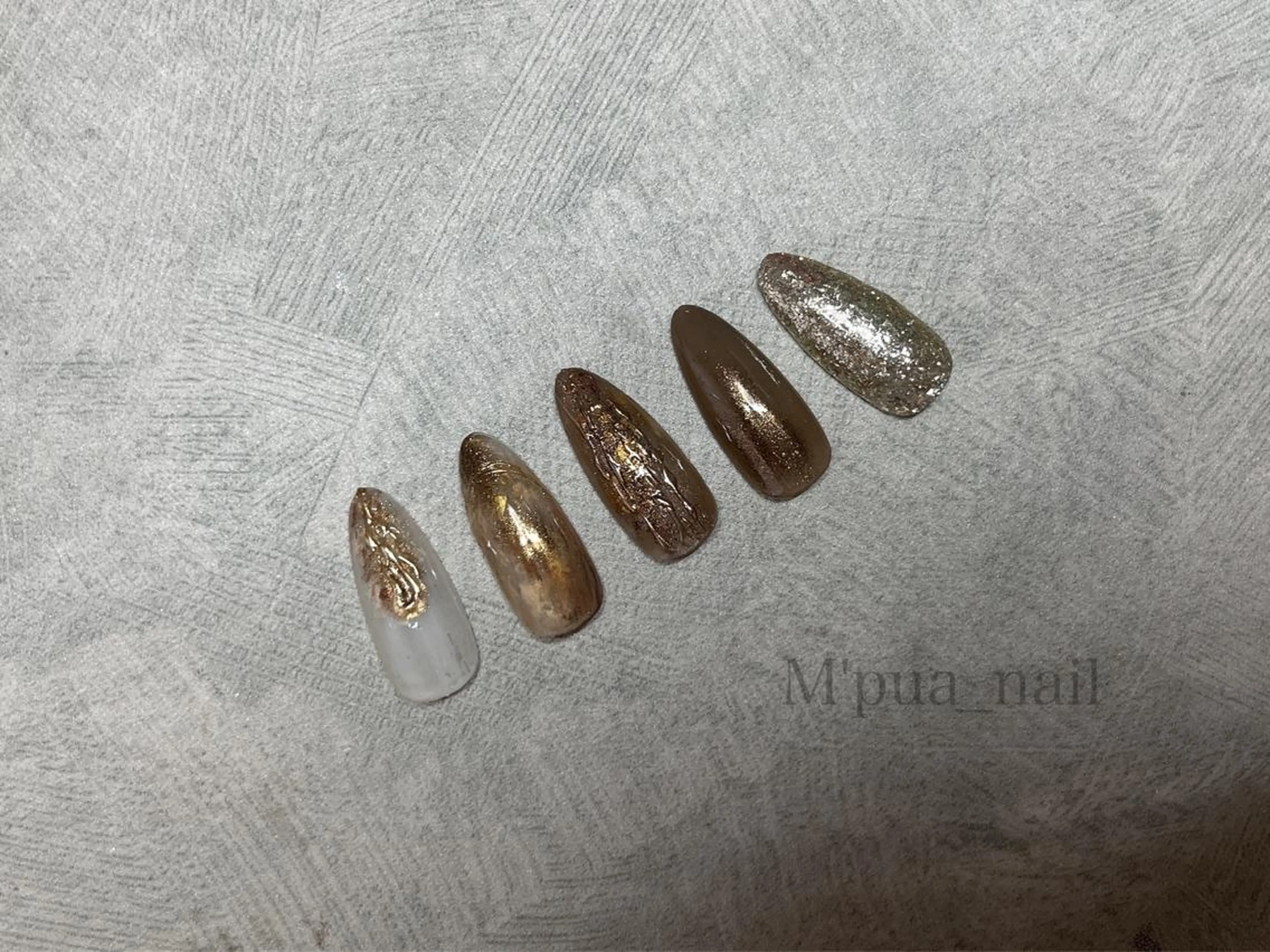 ネイル ニュアンスネイル MIKA ♡の眉毛・アイブロウイメージ