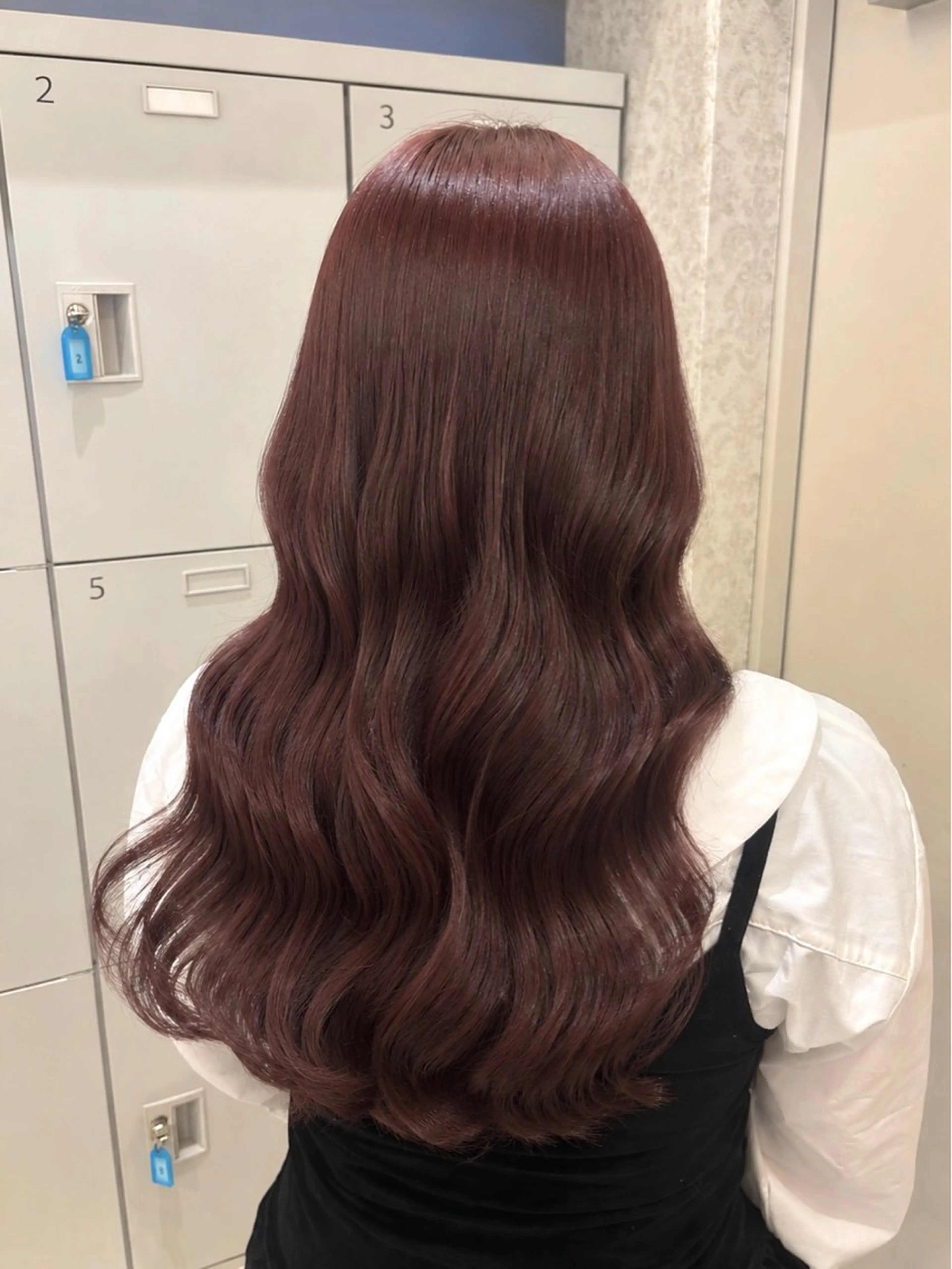 ロング カラー ブリーチ ブリーチなしカラー ピンクカラー カット ヘアカラー トリートメント ブリーチなしカラー/ 暖色カラー/艶カラーのヘアスタイル