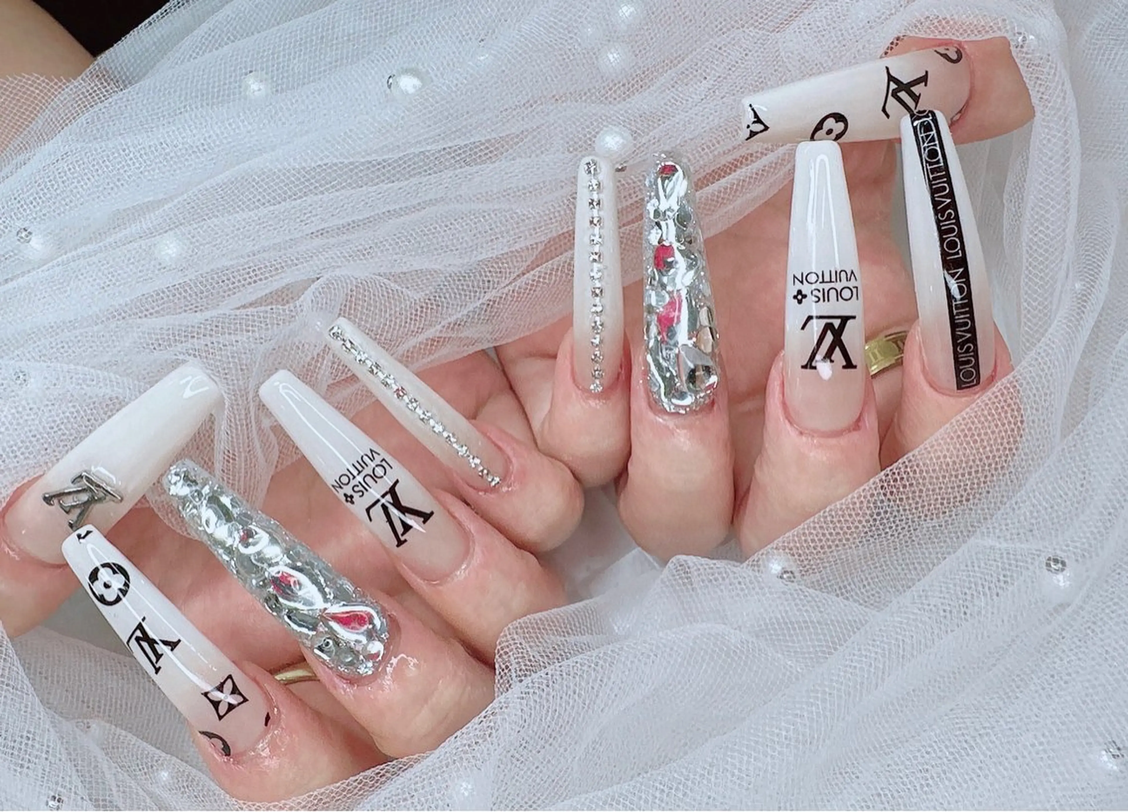 ネイル R salonのネイルデザイン