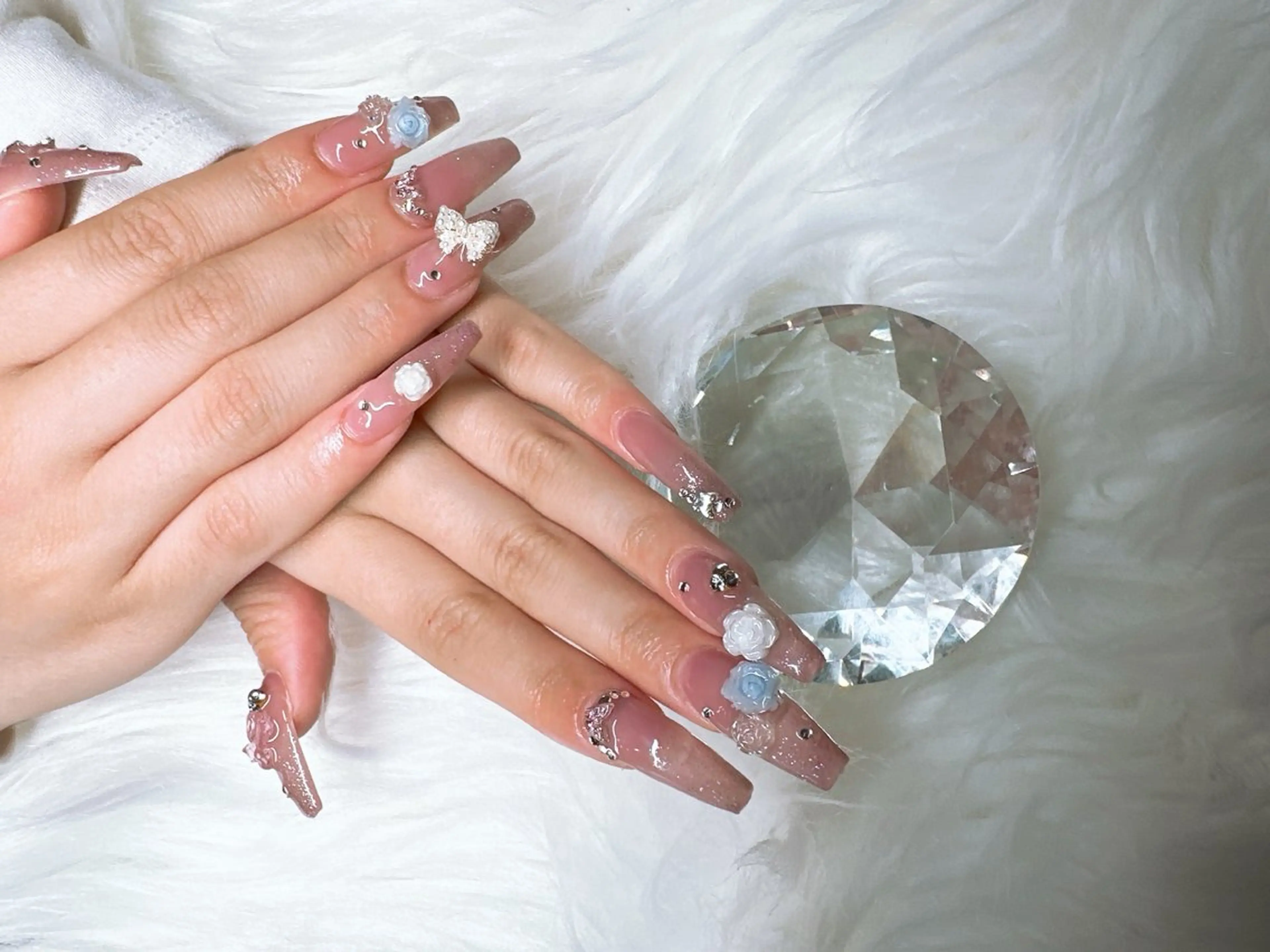 ネイル リボン nail salon OnRのネイルデザイン