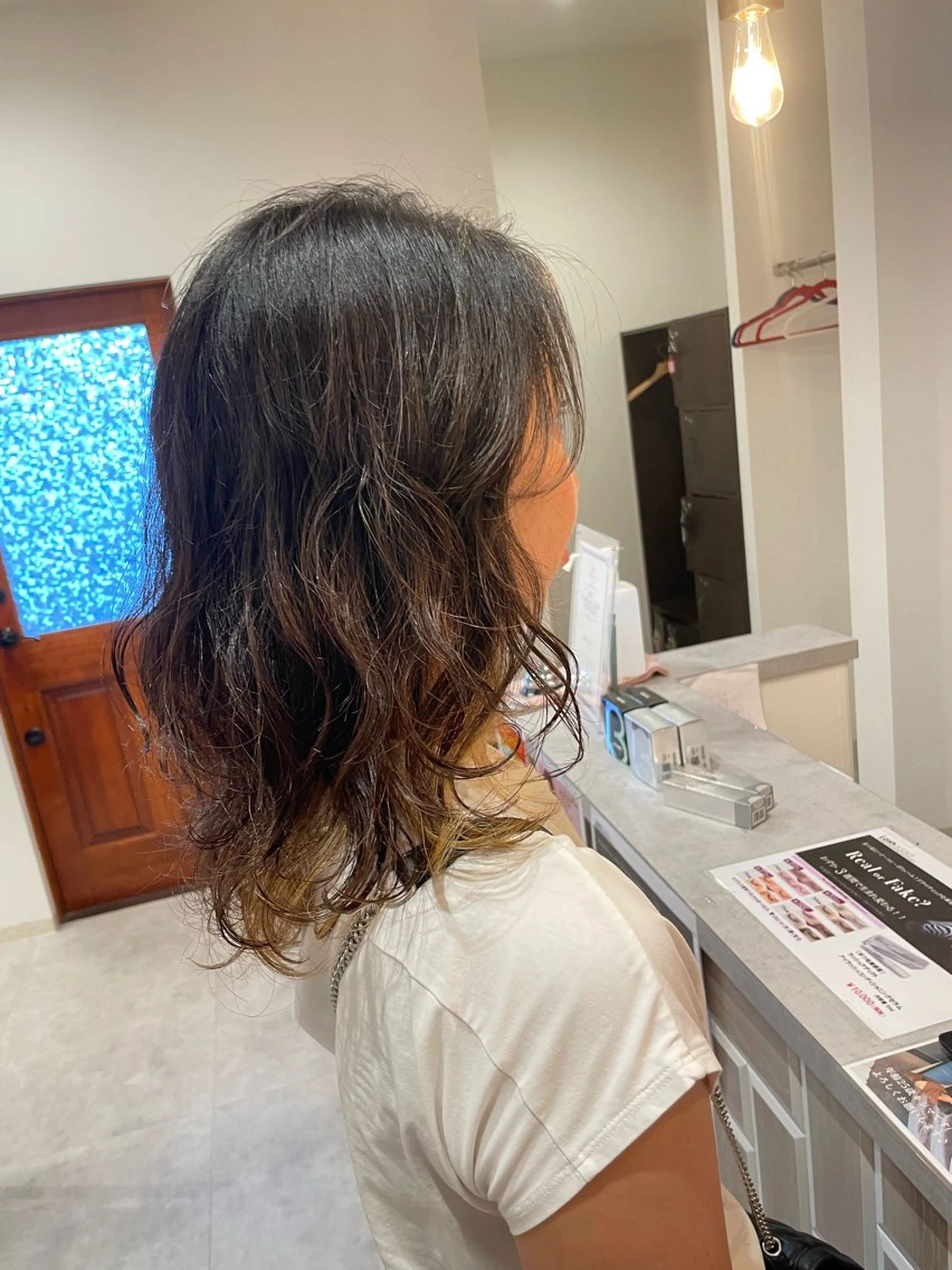 セミロング やまこし 美裕樹のヘアスタイル