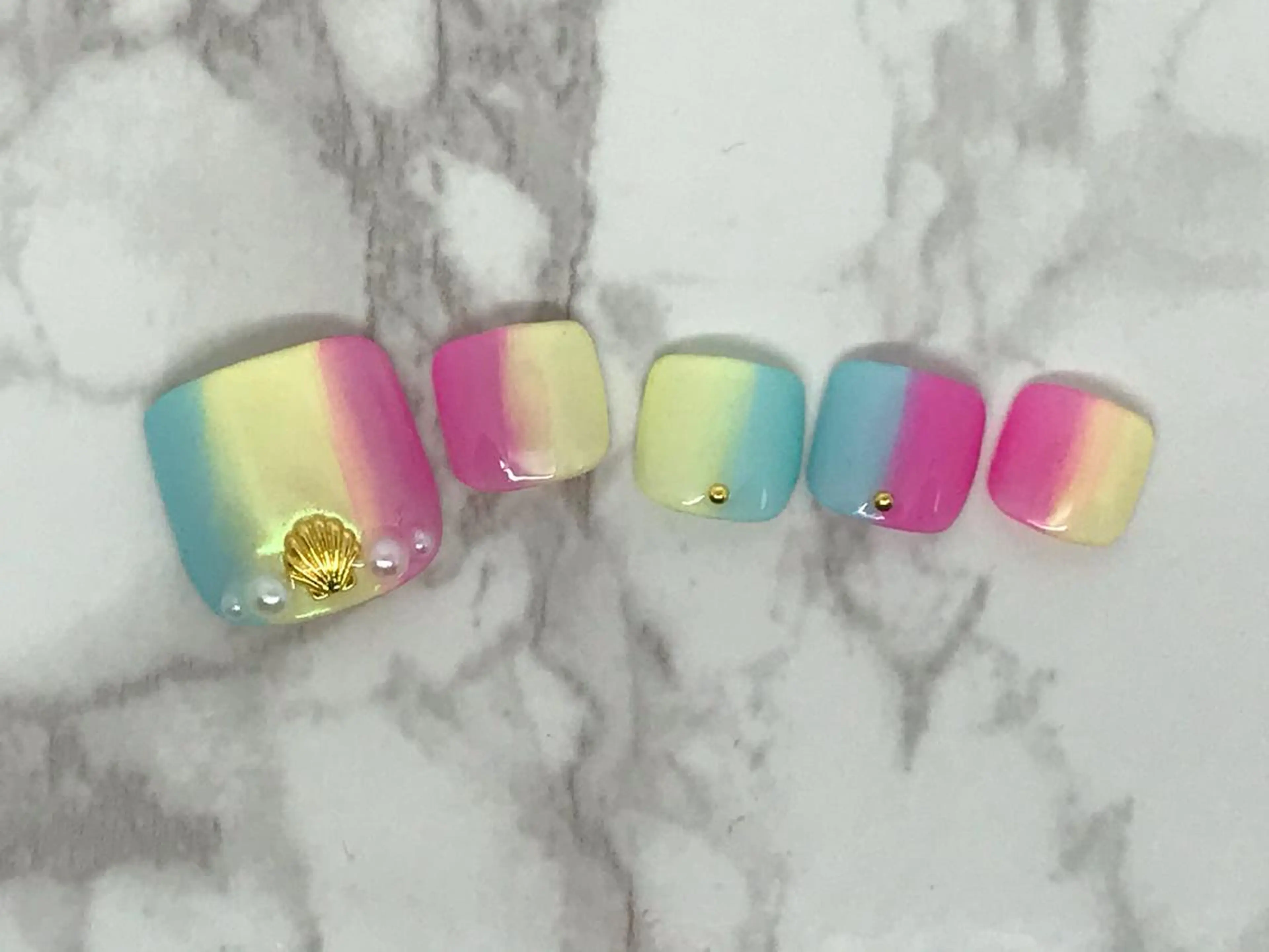 ネイル フットネイル Ribbon 佐野店のネイルデザイン