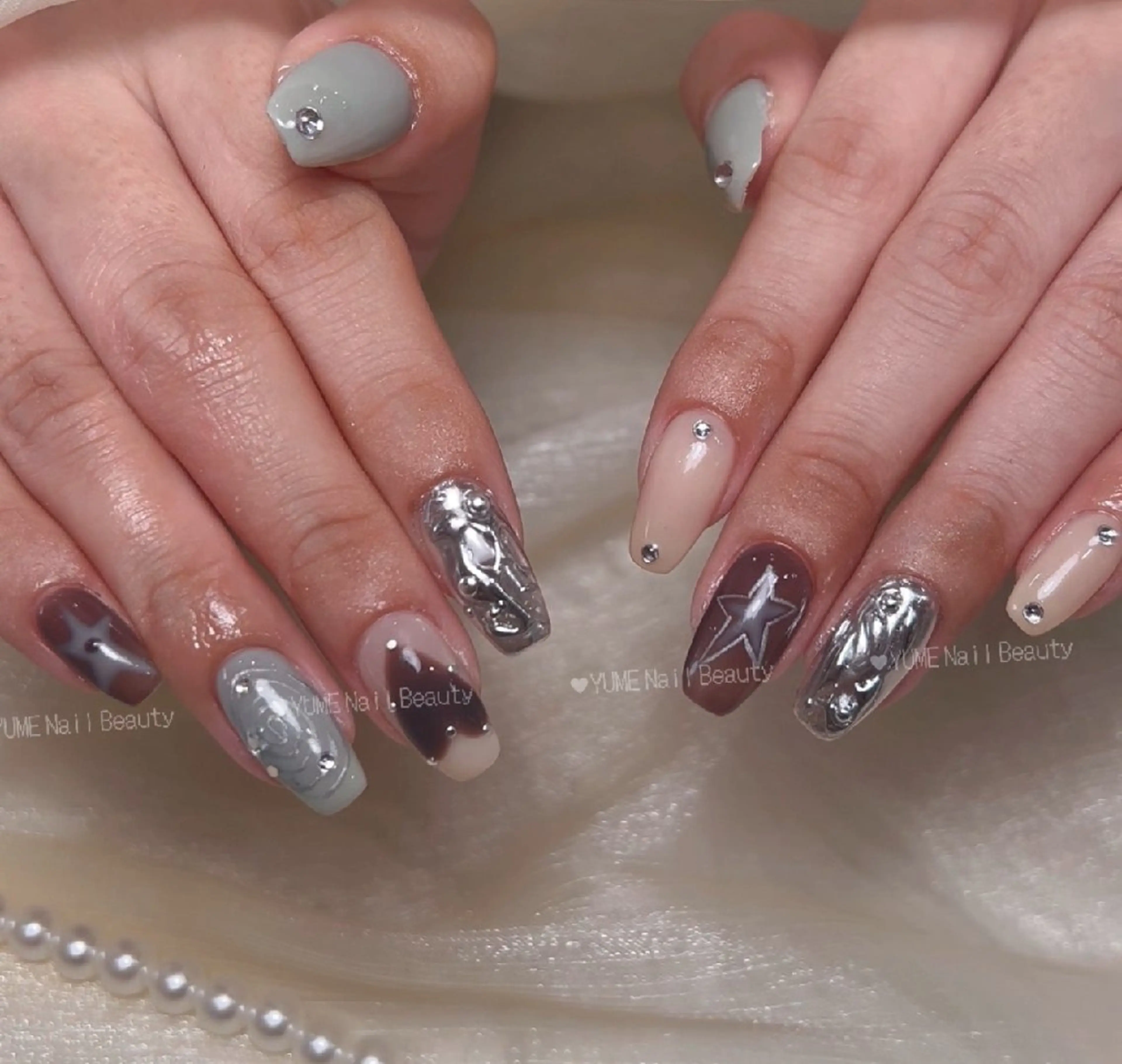 ネイル Linh Nailのネイルデザイン