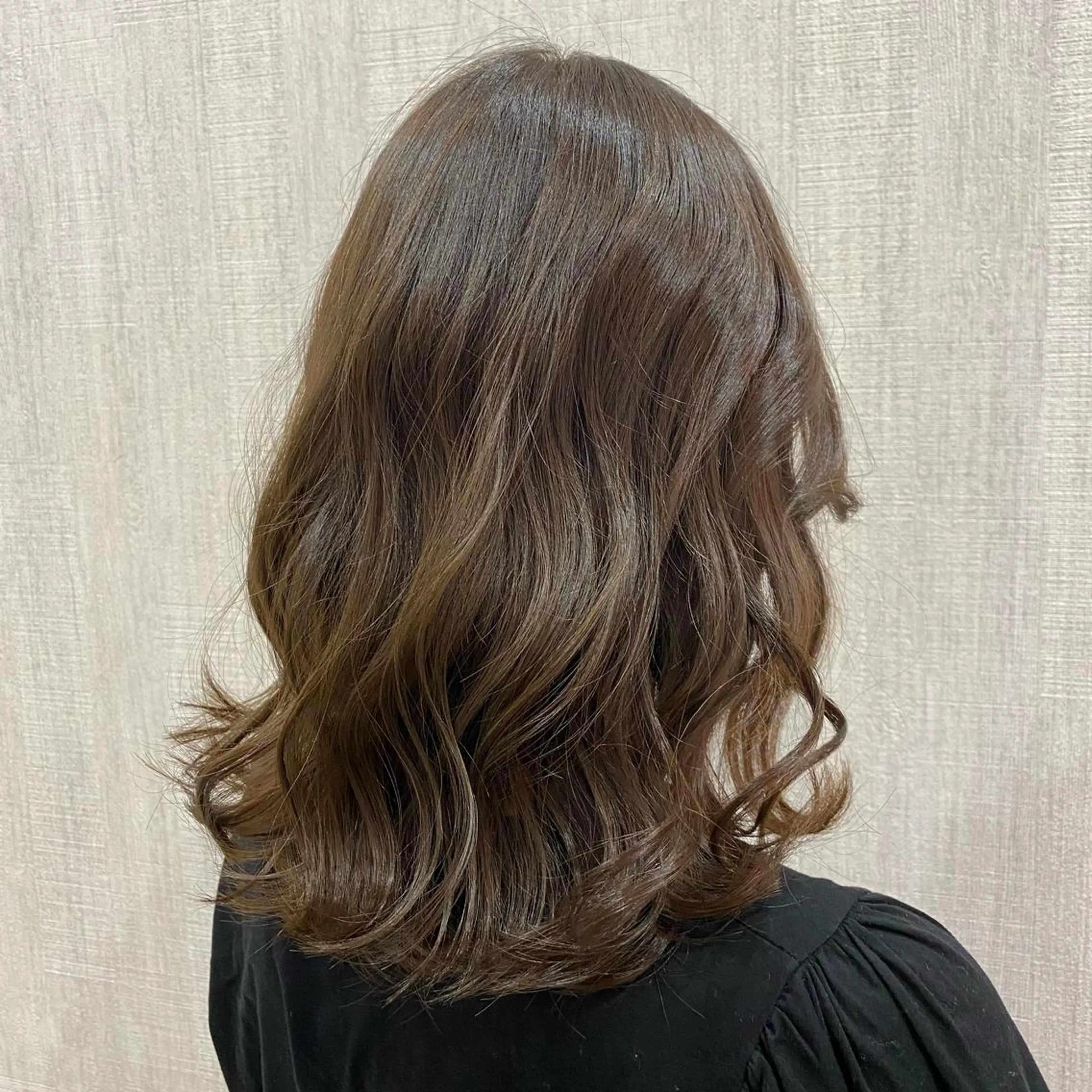ミディアム カラー 🫧透け感⋆艶髪💎 山口アヤカのヘアスタイル