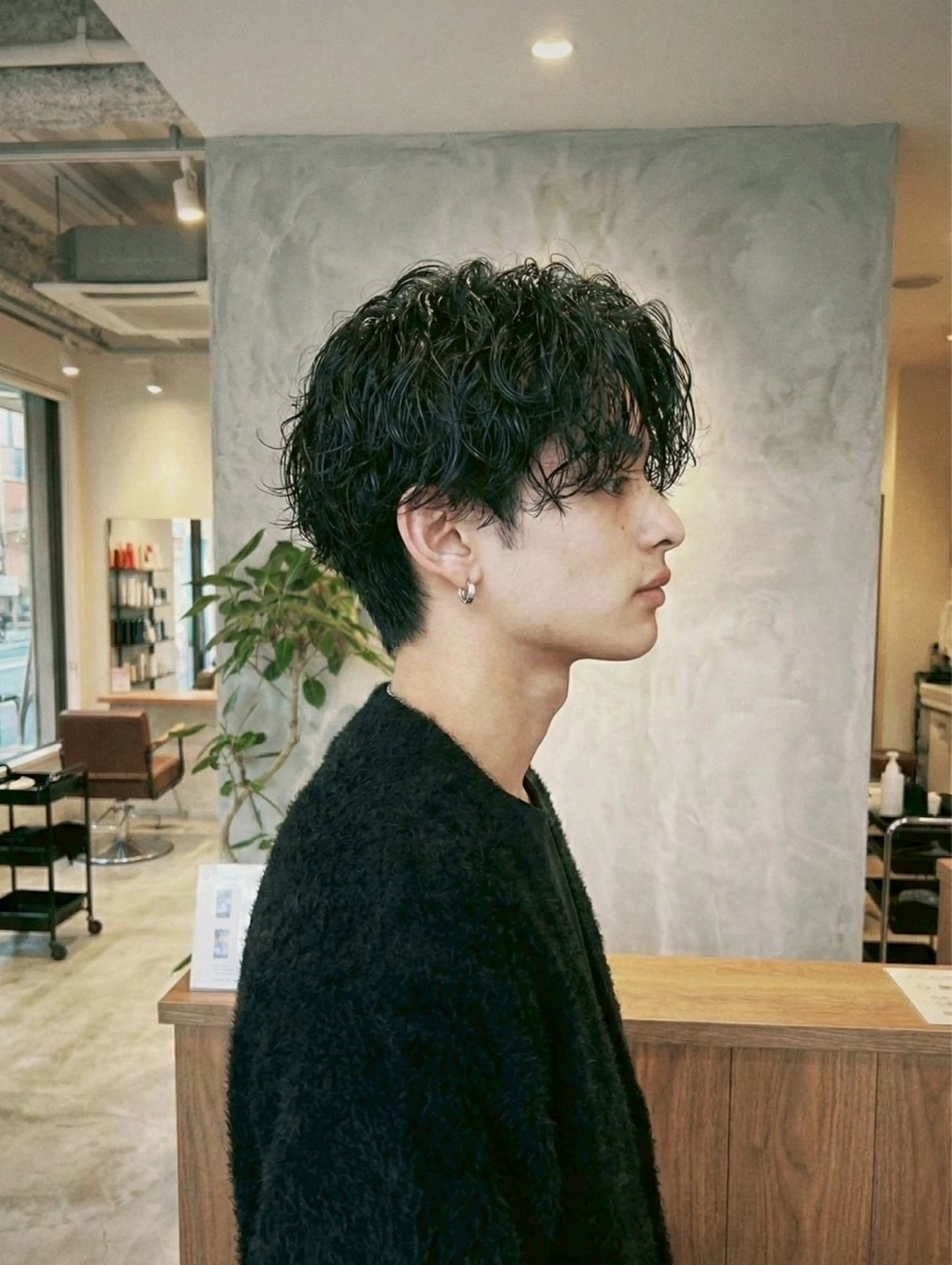 ショート パーマ メンズ 戸澤 彪我のヘアスタイル