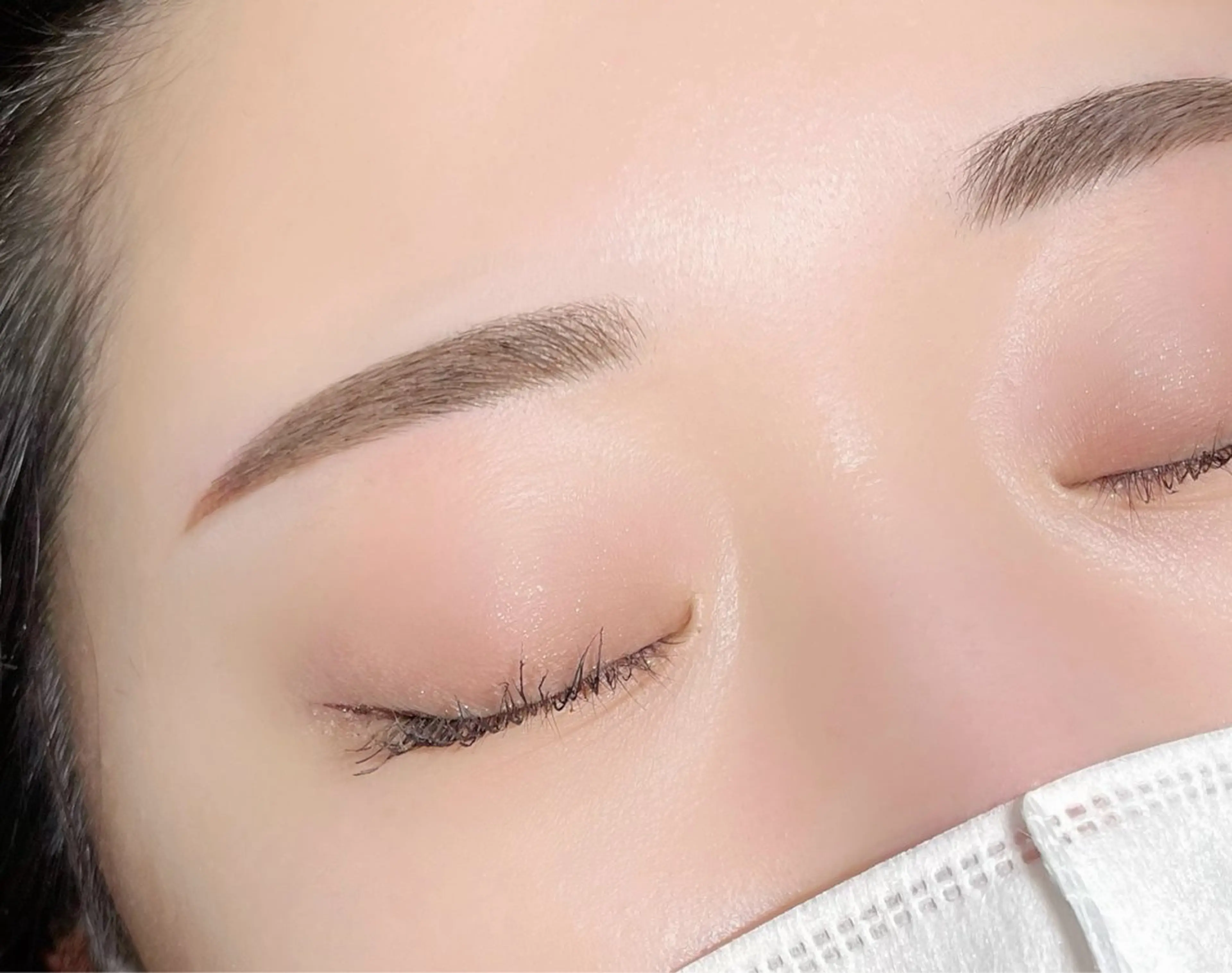 アイブロウ 眉毛ワックス脱毛 パリエクまつげパーマ /LED/中谷のマツエク・マツパデザイン