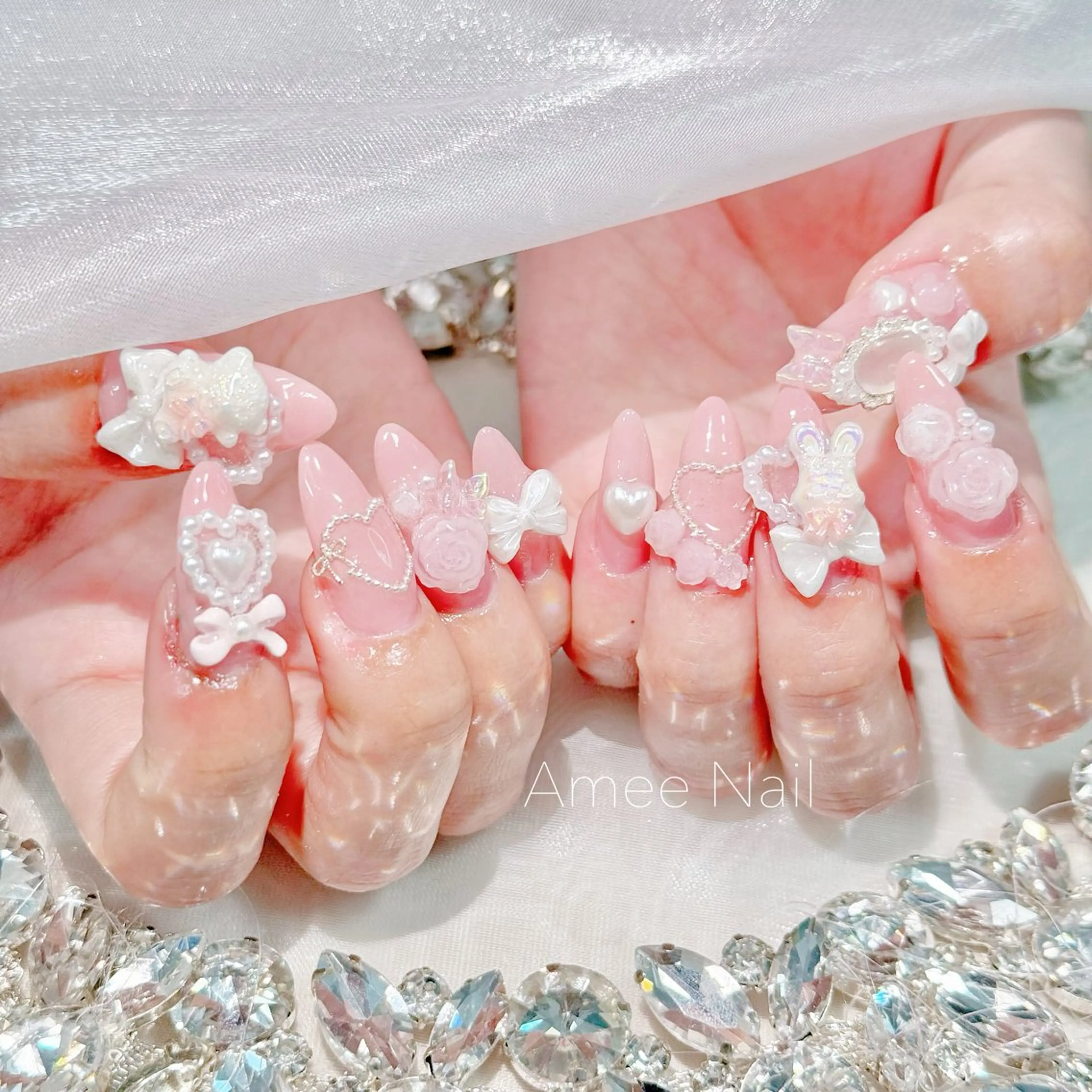 ネイル 成人式 ロングネイル マグネットネイル 大理石ネイル(マーブル) リボン ハンドネイル Amee Nail Salonのネイルデザイン