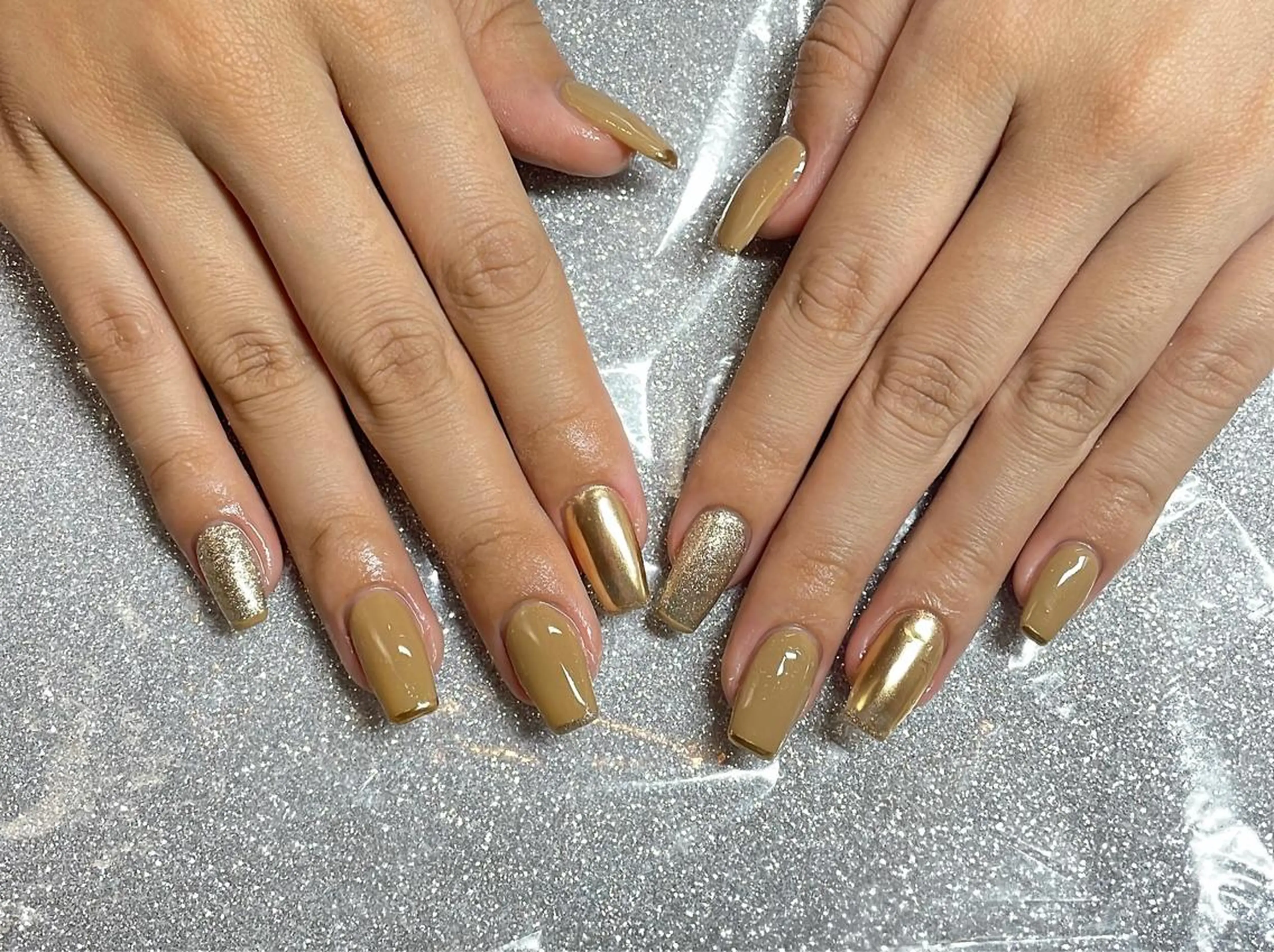 ネイル ハンドネイル VIERU 🌈🎀💖のネイルデザイン