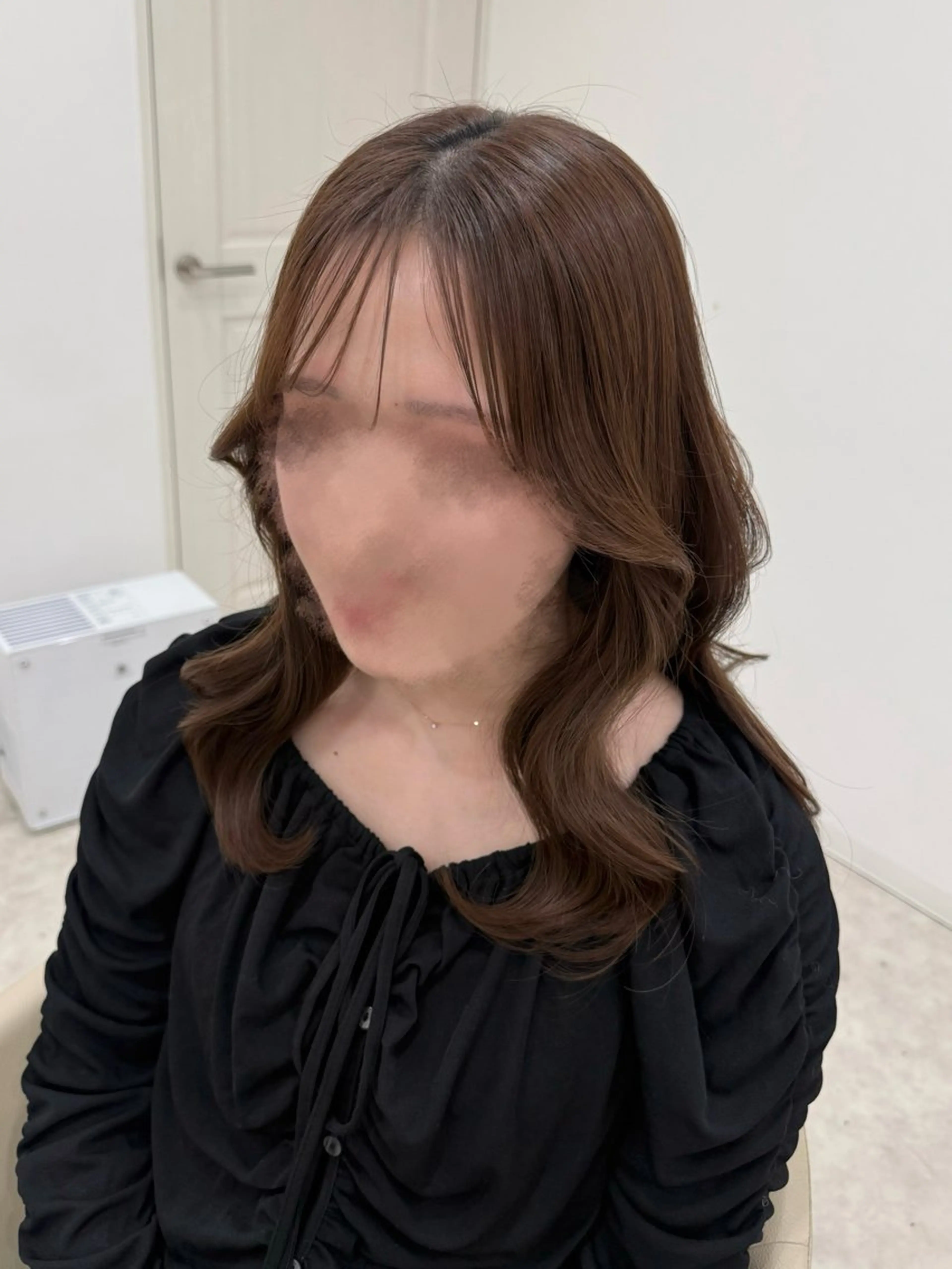 ロング くびれヘア 顔周りカット ヨシンモリ 小顔カット ヘアセット 小田 珠里花のヘアスタイル