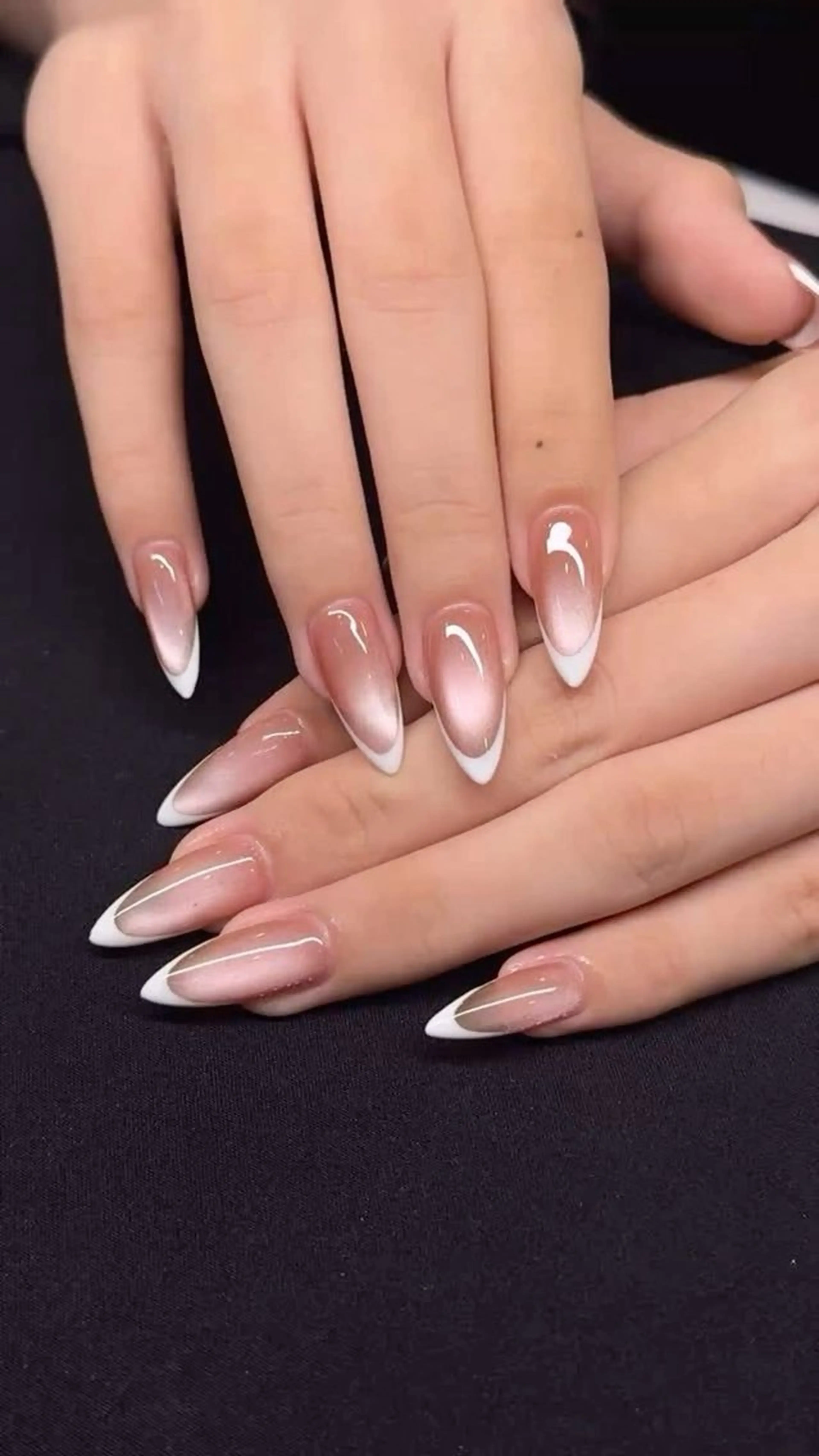 ネイル 韓国ネイル 持ち込み ニュアンスネイル ネイルチップ 冬ネイル LISA ANA.CHUOのネイルデザイン