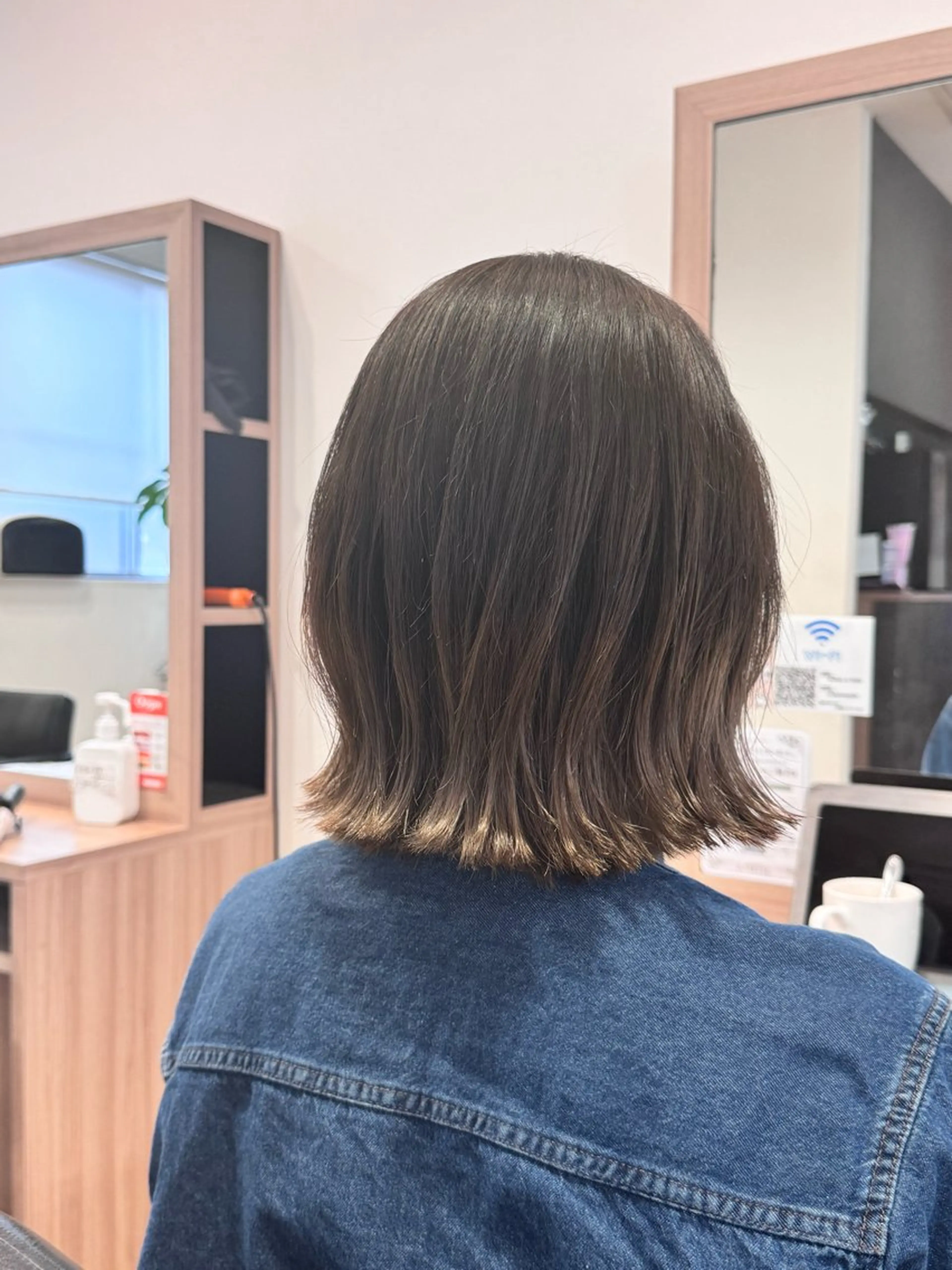 ミディアム 切りっぱなしボブ ボブ ヘアカラー ✨髪質改善/ブリーチ /レイヤー/山下竣介のヘアスタイル