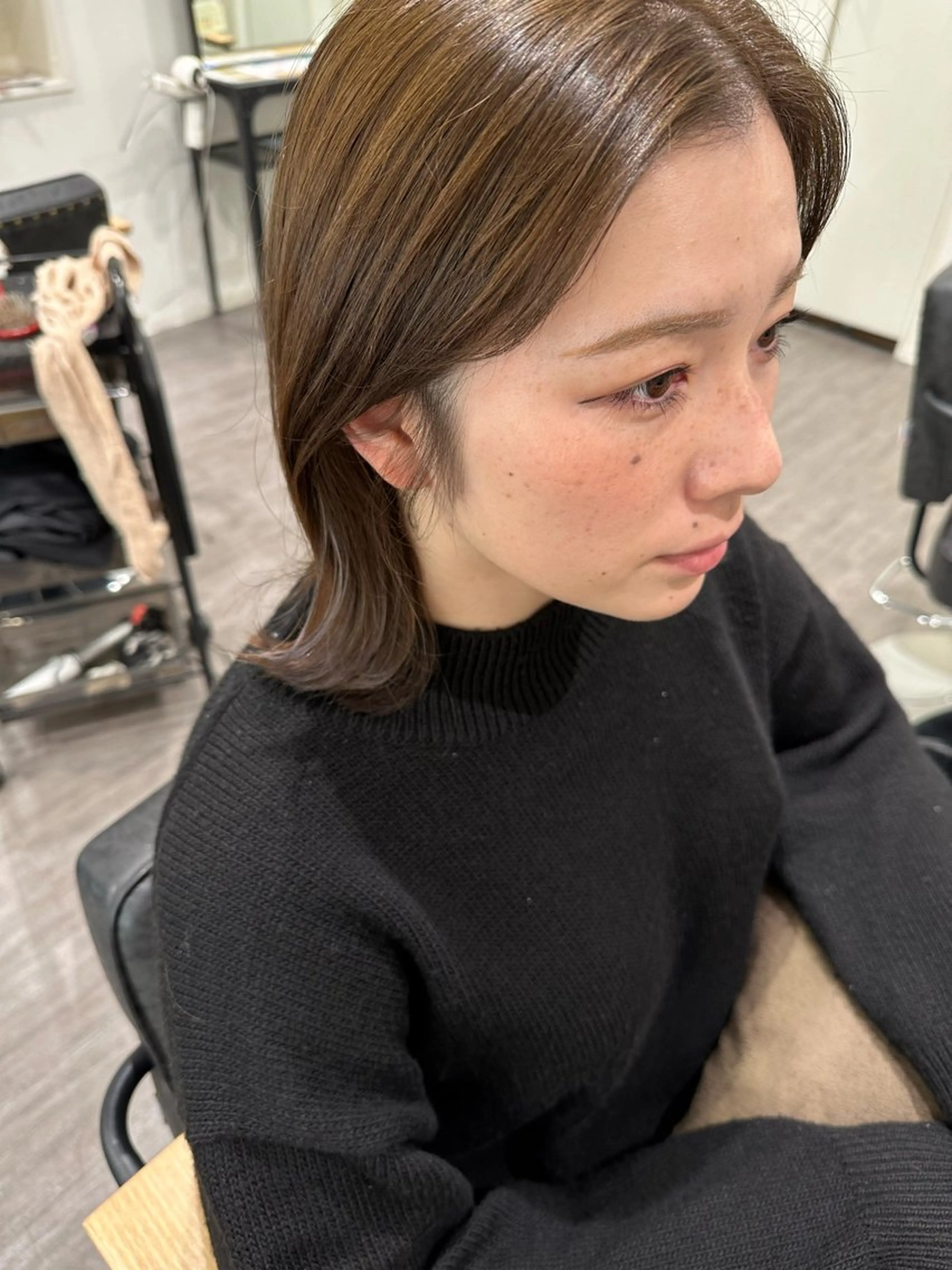ミディアム カラー グレージュ オリーブグレージュ オリーブグレー カット ヘアカラー トリートメント 艶髪レイヤー上田 紗也🇰🇷💗のヘアスタイル