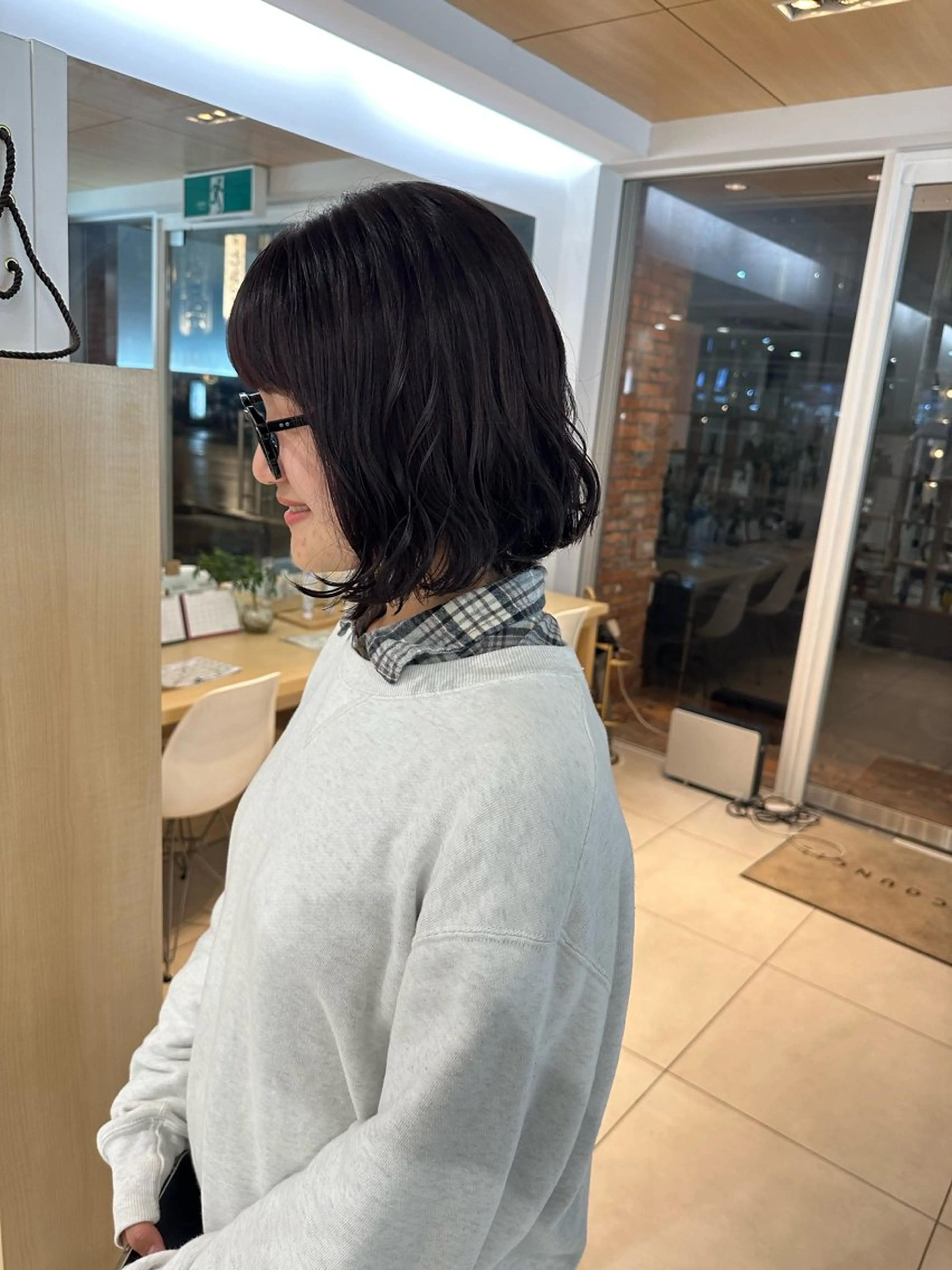 ミディアム カラー ブリーチ ラベンダーカラー ボブ ヘアカラー トリートメント 山下恋佳/矢場町/ ブリーチ/ショートのヘアスタイル