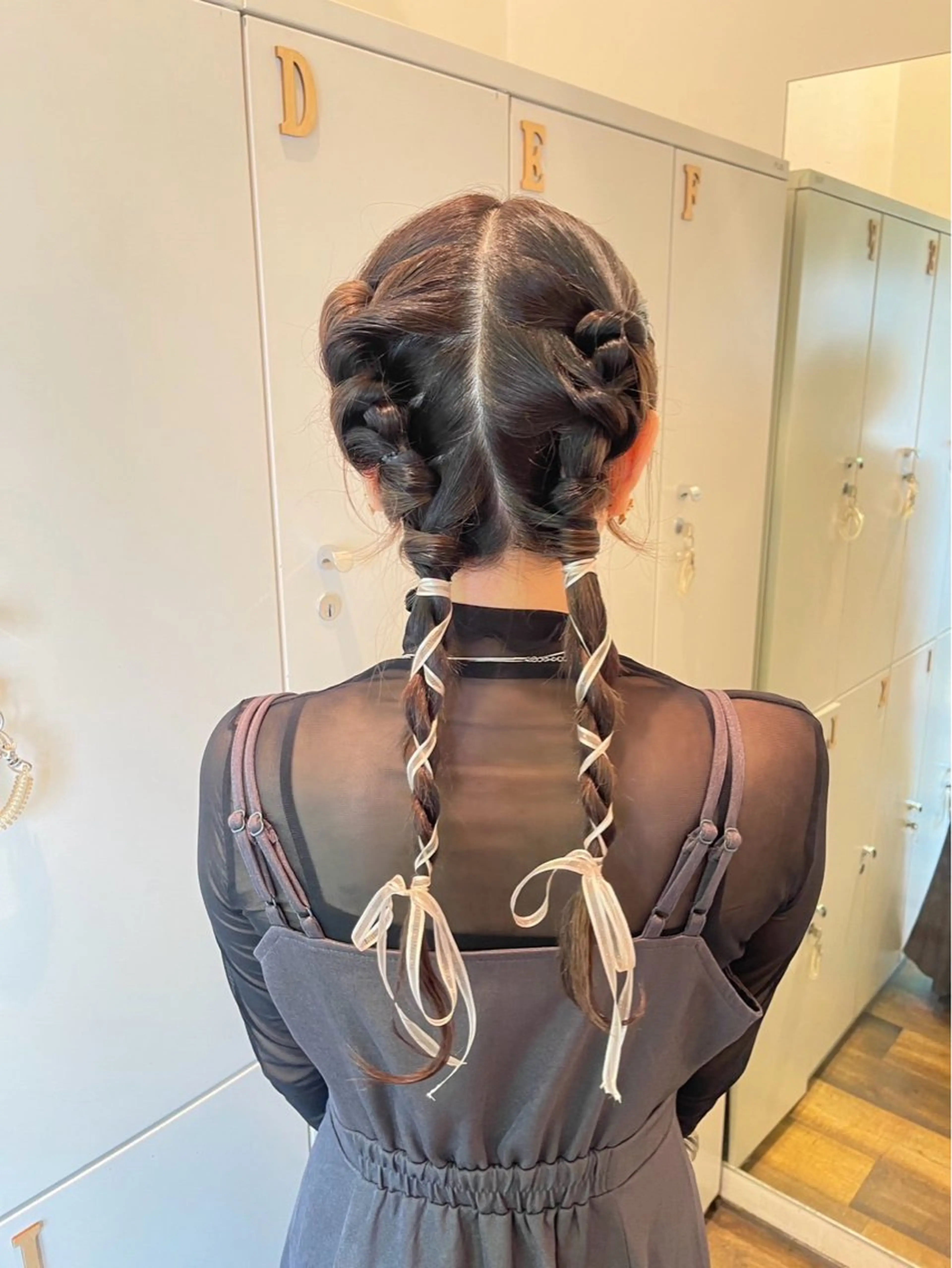 ロング ヘアアレンジ ハイトーンカラー/エ クステ/デザインのヘアスタイル