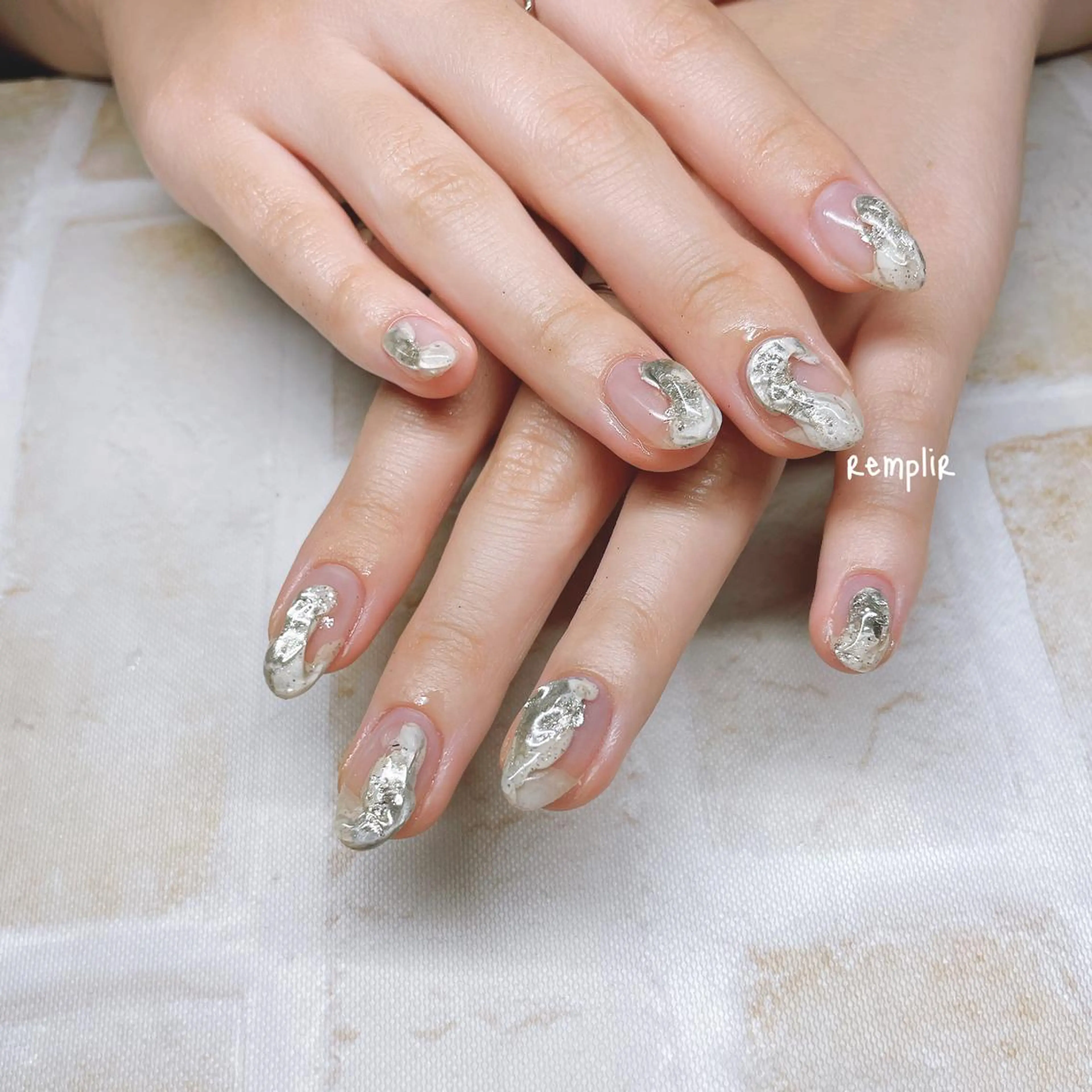 ネイル マグネットネイル ビー玉ネイル ニュアンスネイル ハンドネイル RANUN nailのネイルデザイン