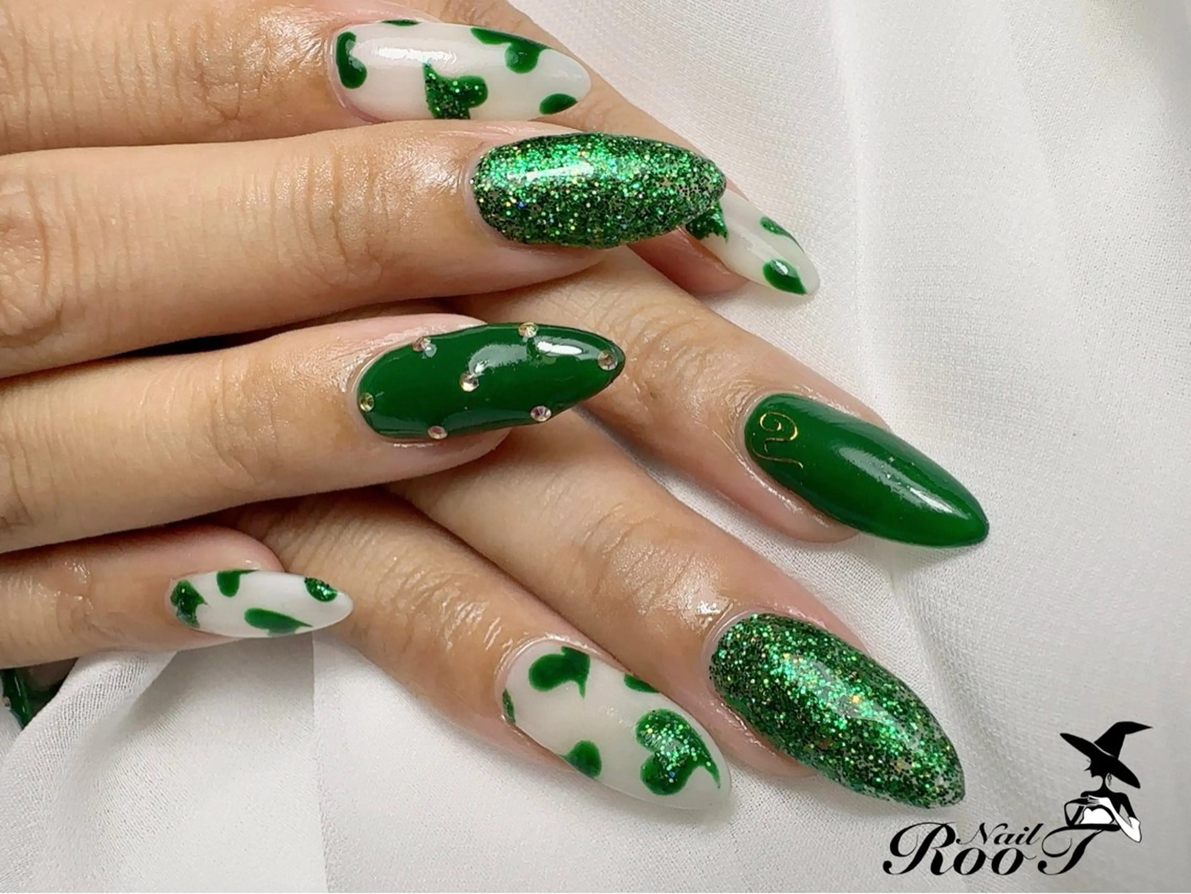 ネイル ハンドネイル RooT Nailのネイルデザイン