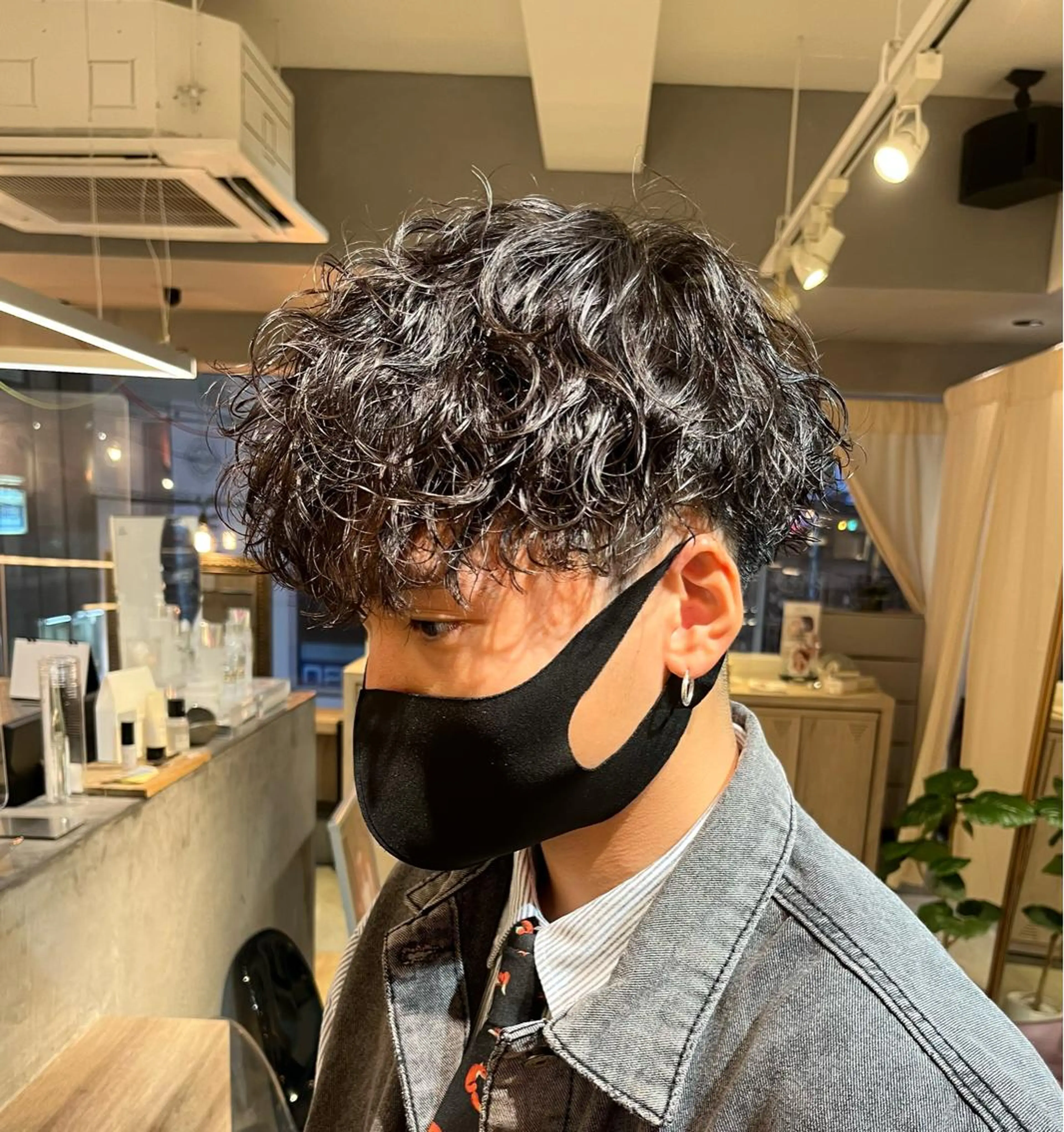 ショート パーマ メンズ カット パーマ SCENEbyRAD helmのヘアスタイル