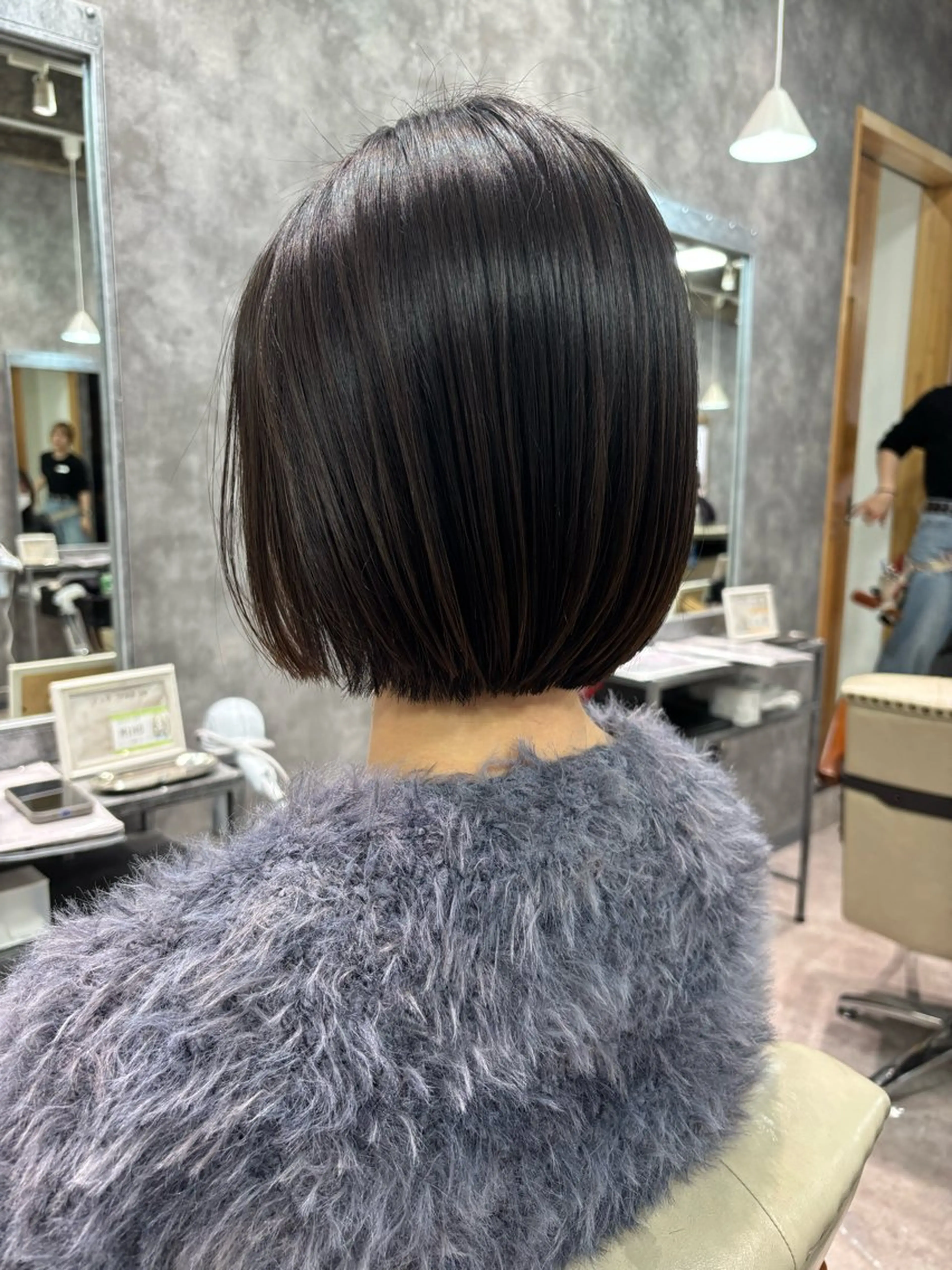 ショート カット ヘアカラー MIHO 海外風レイヤーのヘアスタイル
