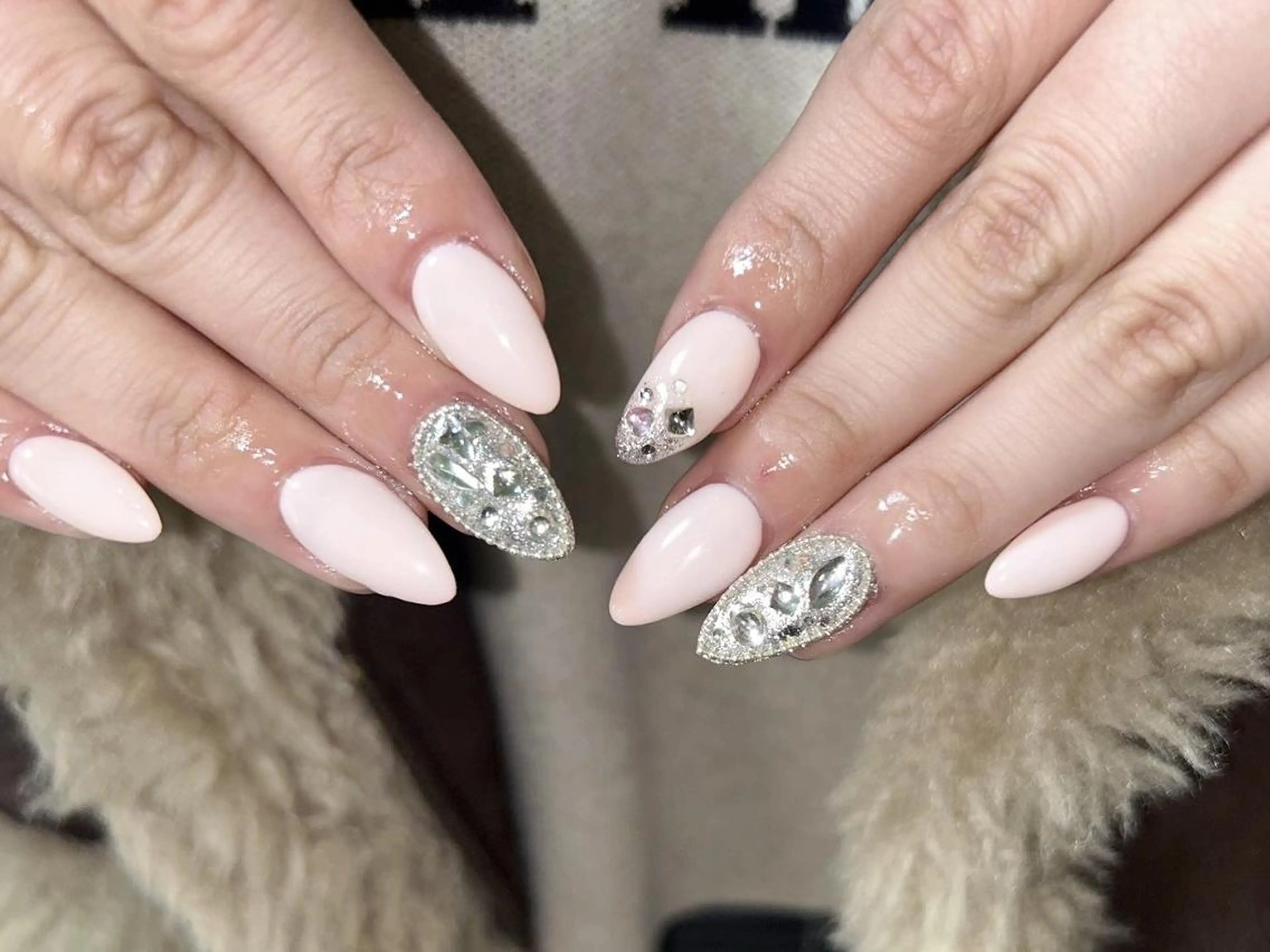 ネイル ハンドネイル 🦋y y Nail 🤍のネイルデザイン