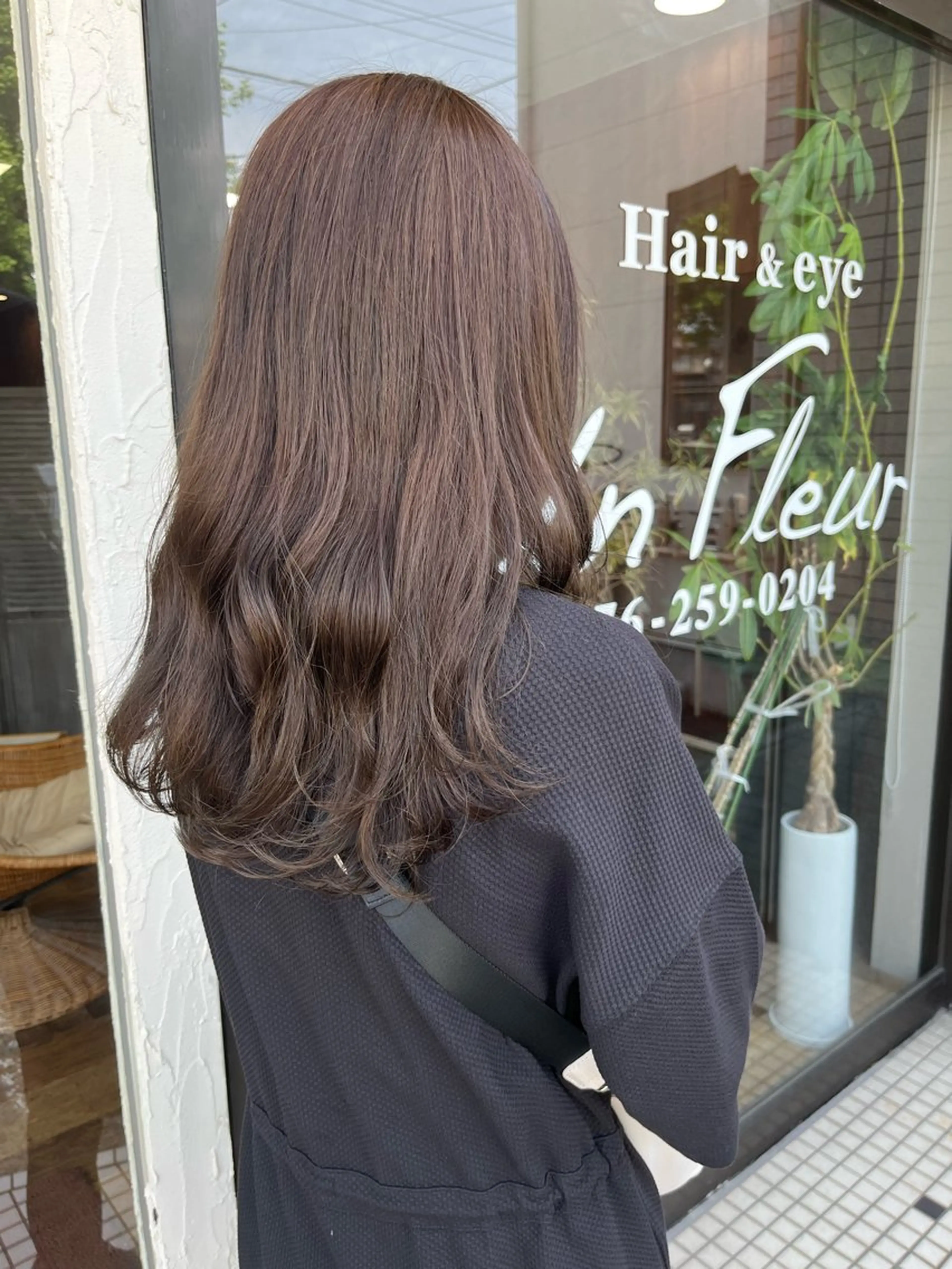 ミディアム 立野 希沙のヘアスタイル