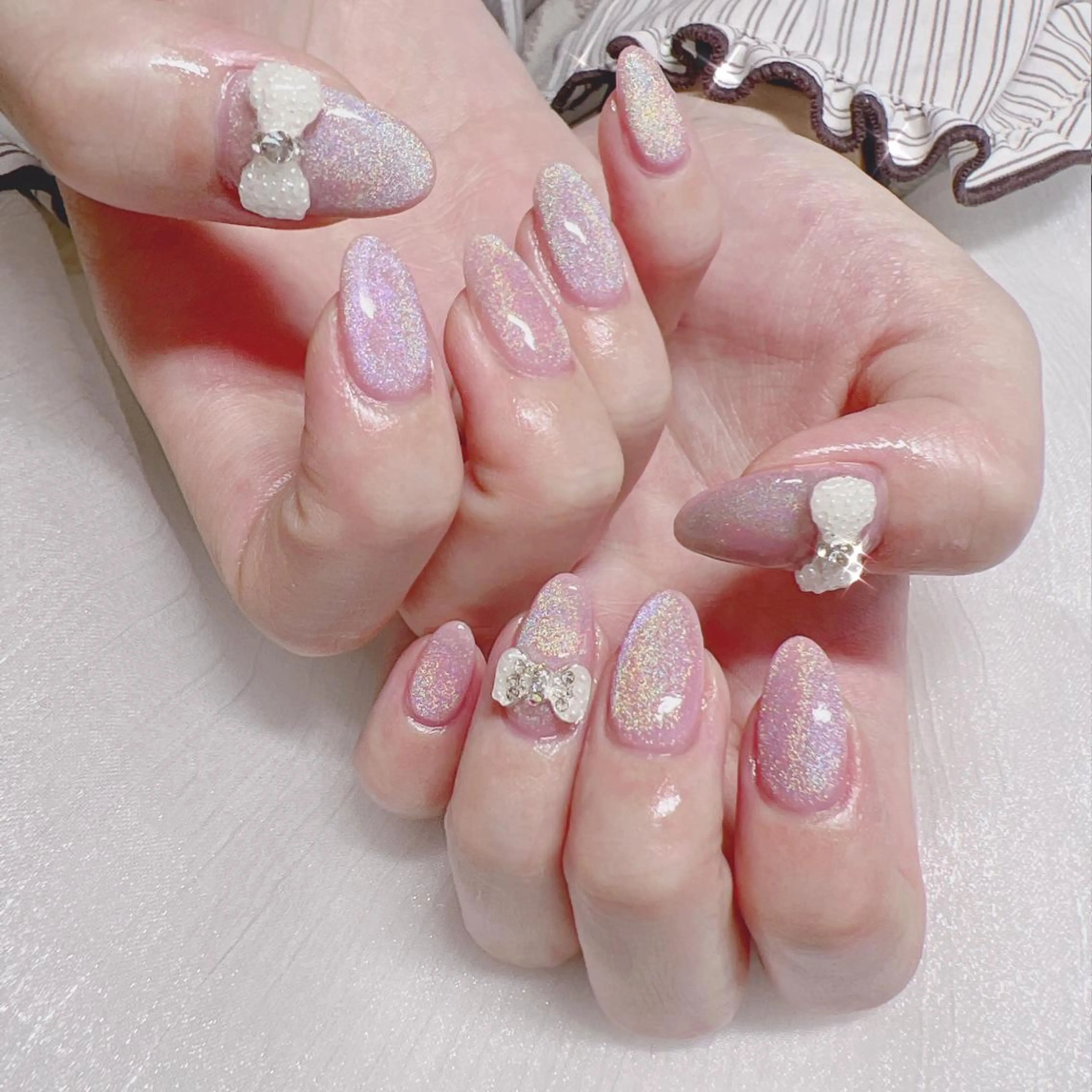 ネイル オーロラネイル フットネイル フレンチネイル ジェルネイル 韓国ネイル 【ENサロン】 Rei🎀Nailのネイルデザイン