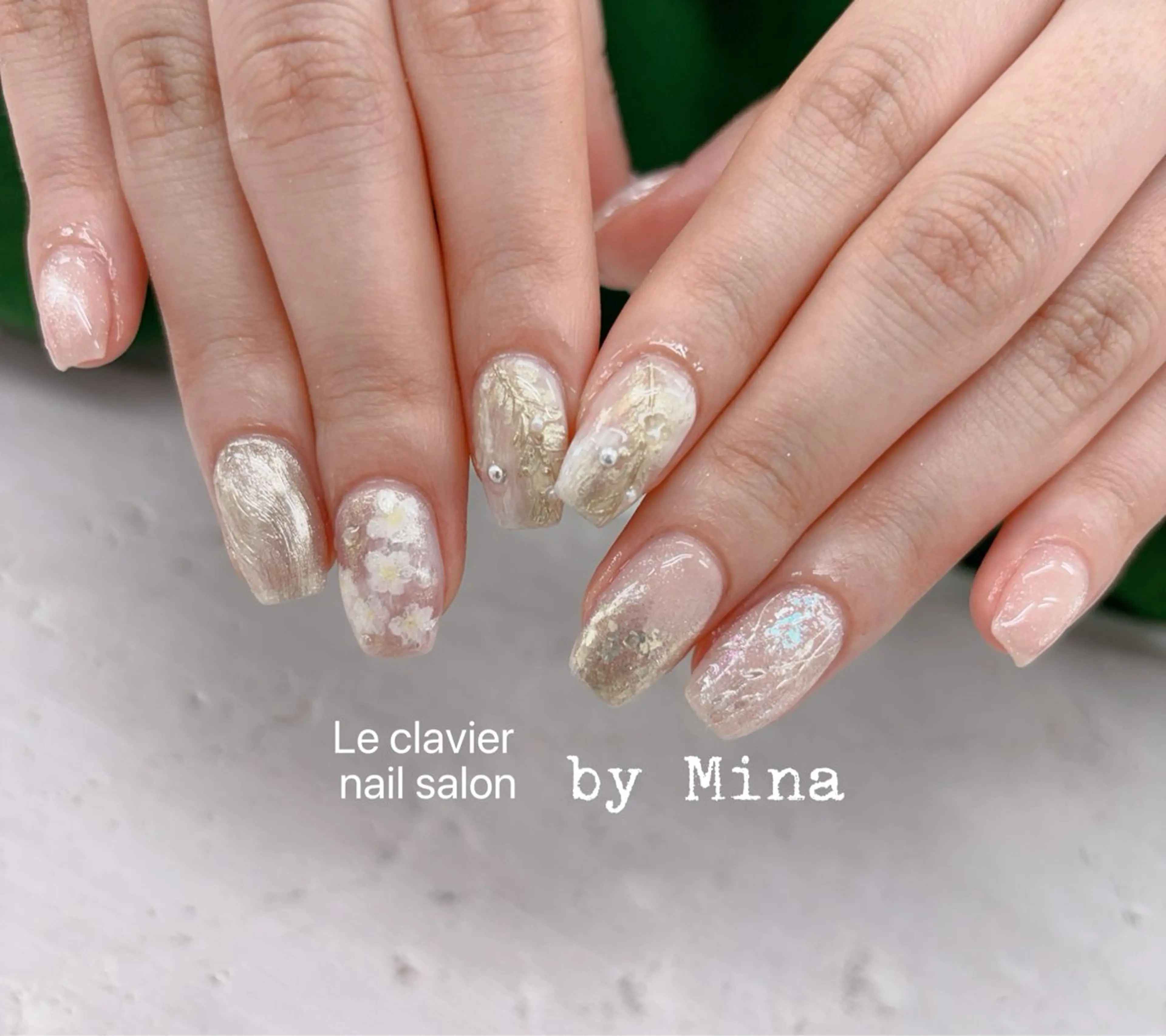 ネイル アートネイル 長さ出し ジェルネイル パラジェル スカルプネイル ハンドネイル ハンドケア Mina Nailのネイルデザイン