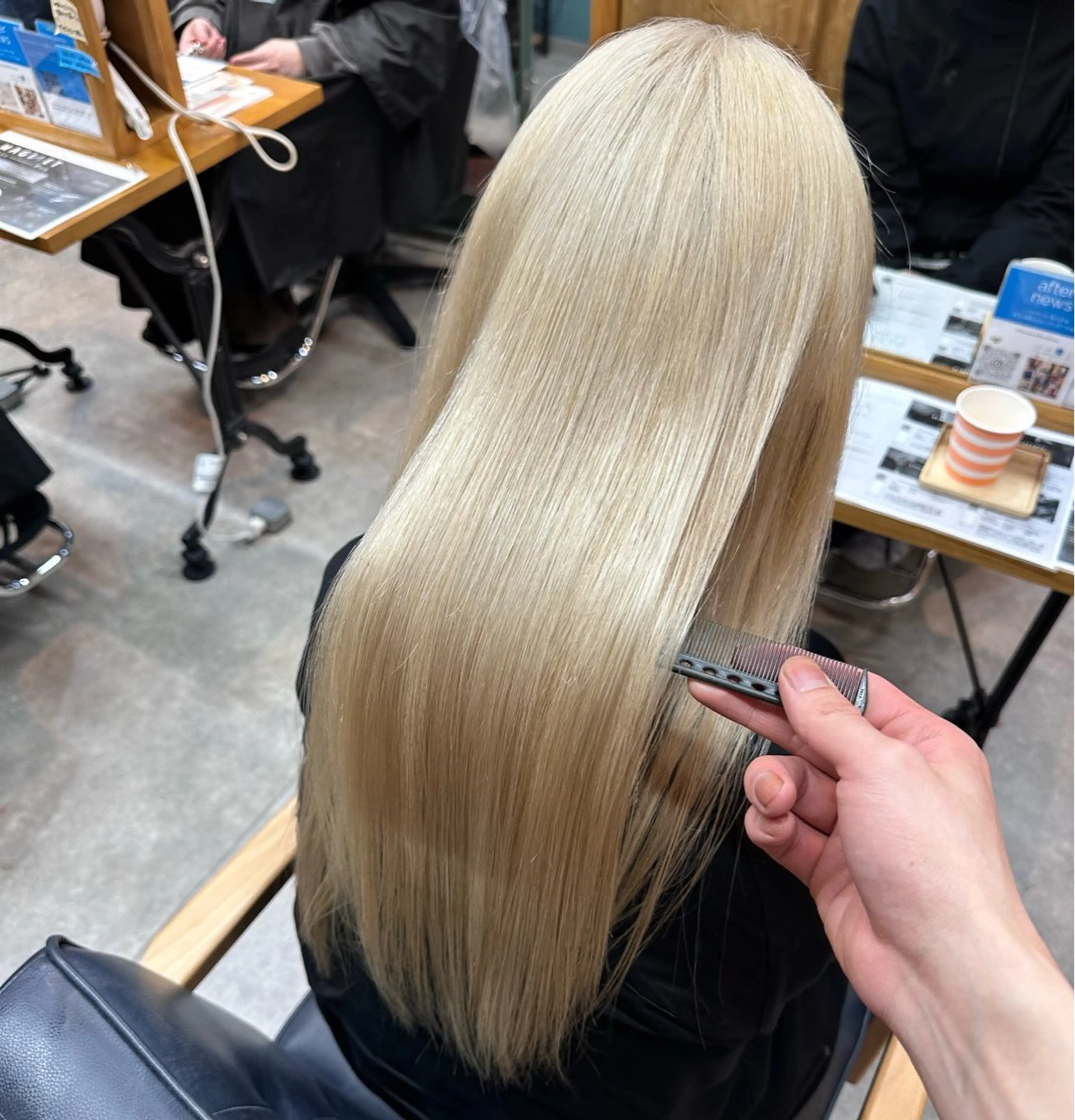 ロング ヘアカラー 🍀ブリーチ屋さん/ ダブルカラー・あずみのヘアスタイル