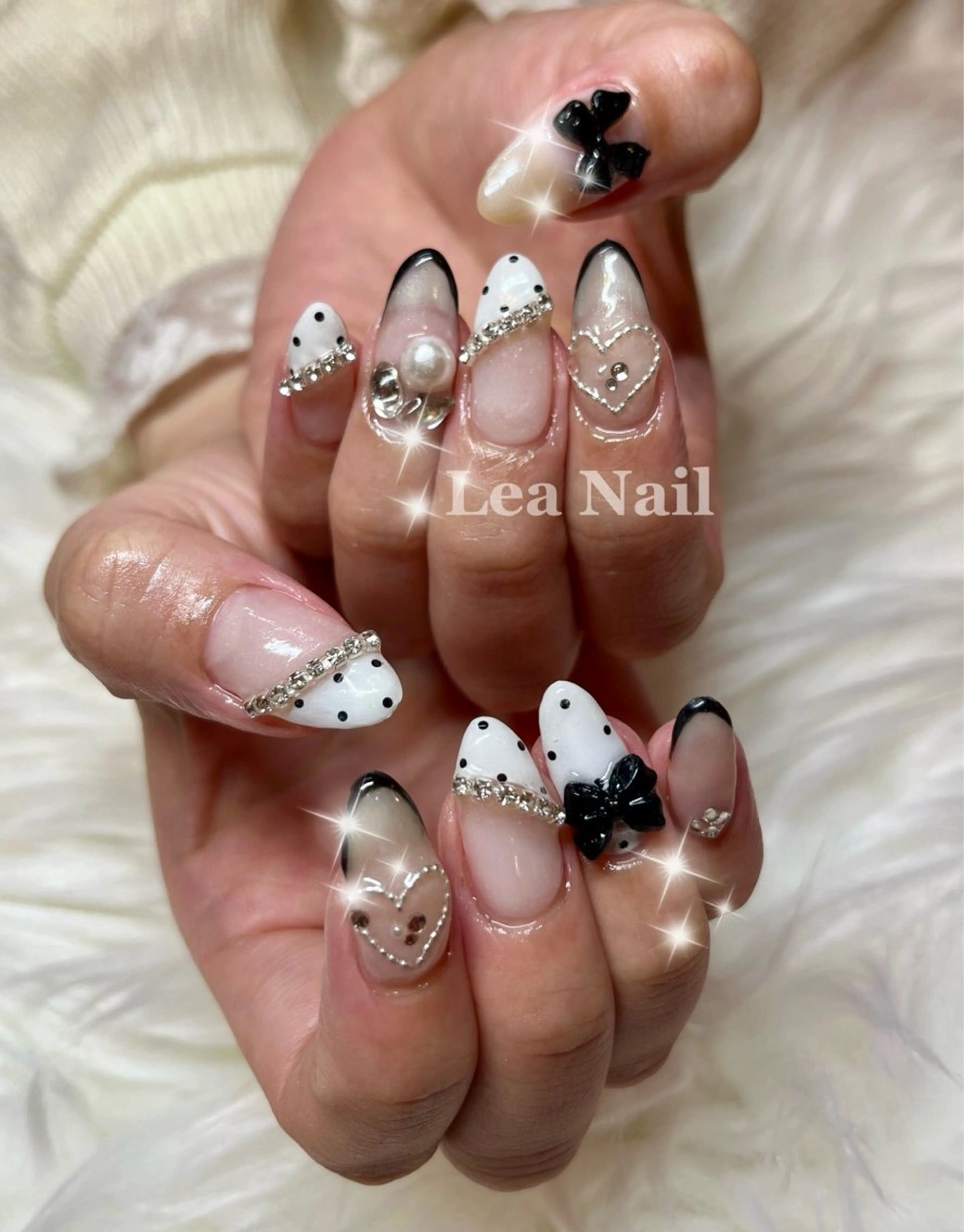 ネイル ドット ハート 持ち込み リボン ストーンネイル Lea Nailのネイルデザイン