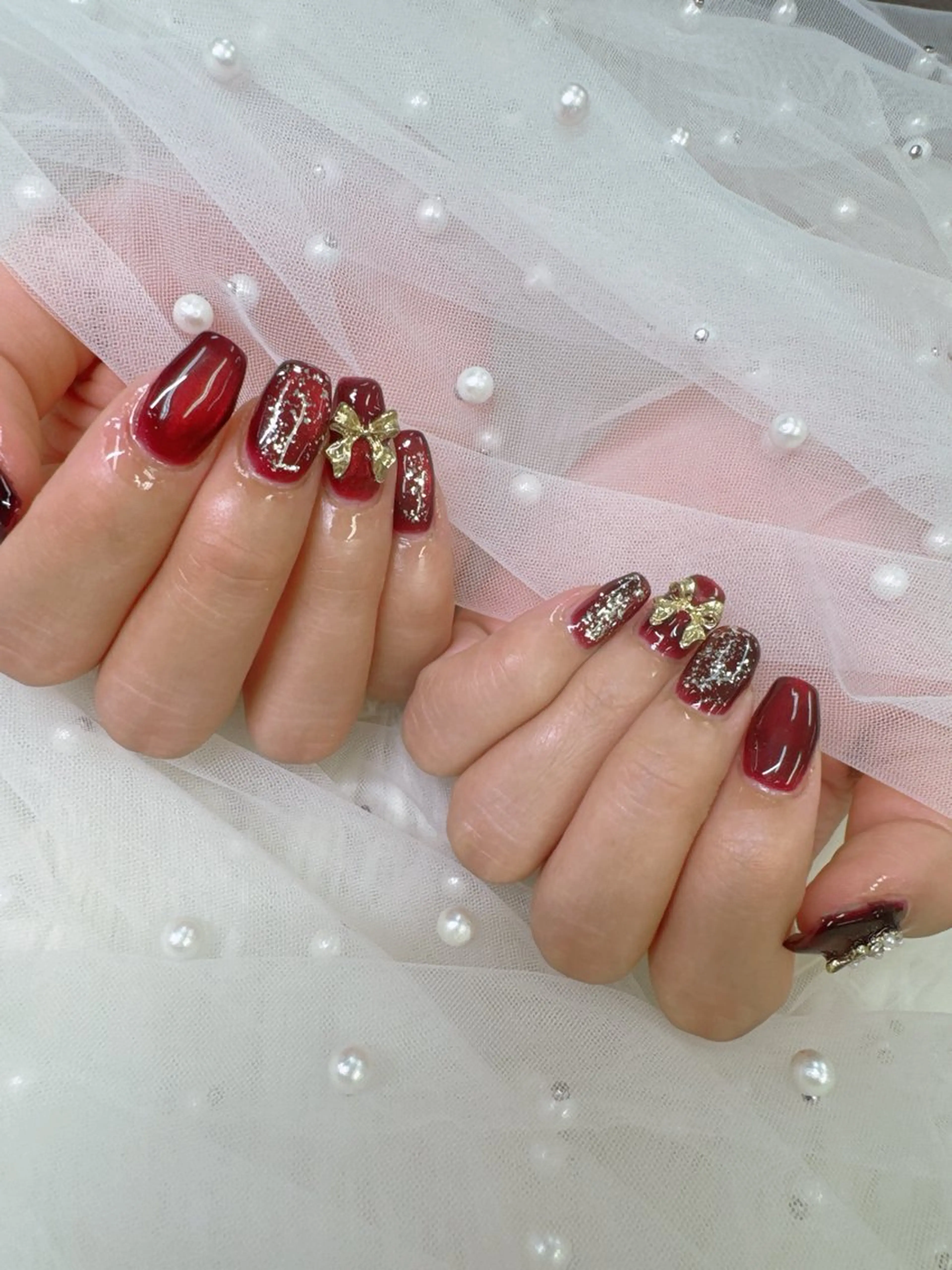 ネイル ジェルネイル キラキラネイル ロングネイル マグネットネイル ワンカラーネイル ハンドネイル Queeens nailのネイルデザイン