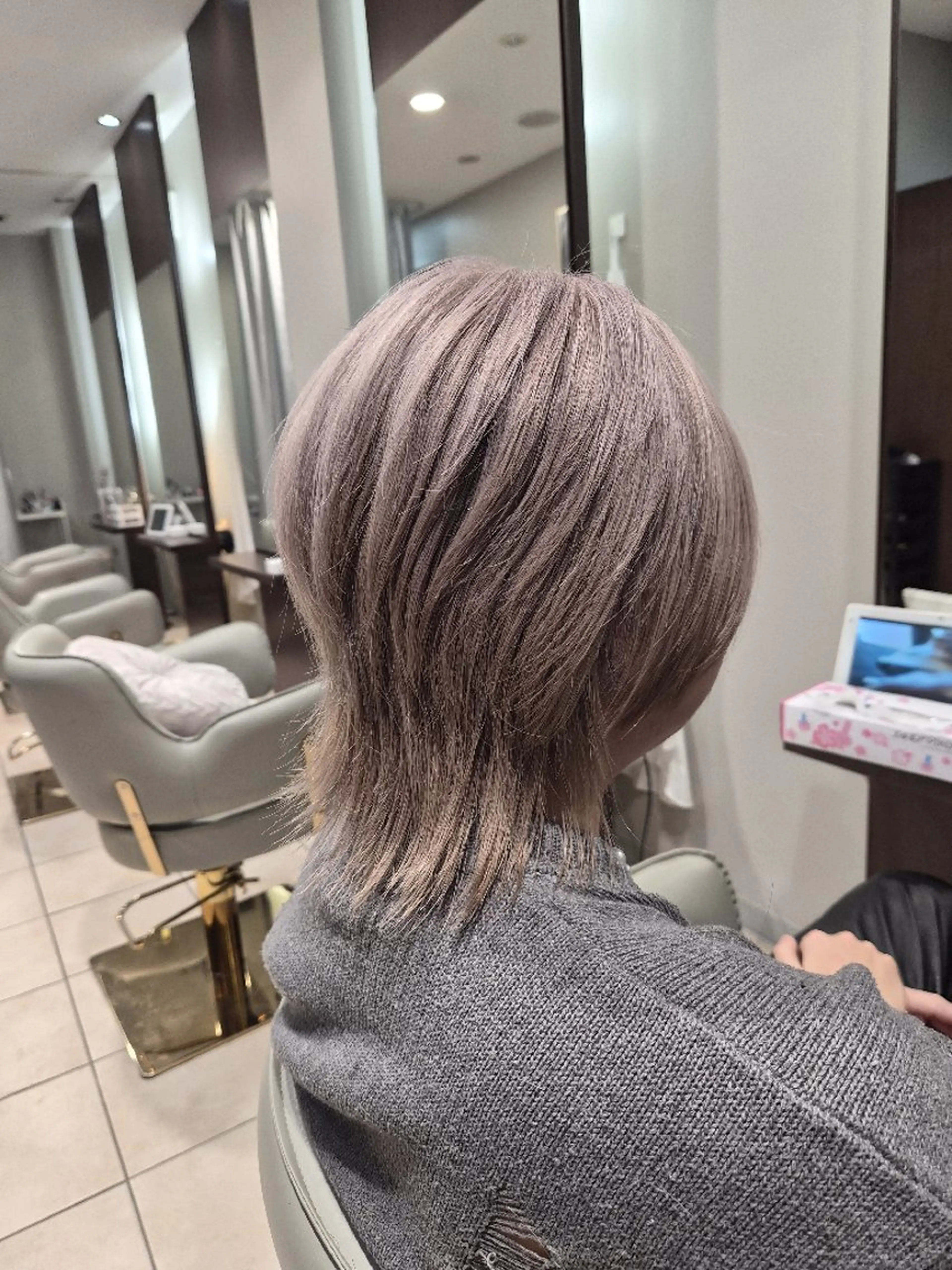 ショート カラー ヘアカラー Miyavi/カラー ショートボブのヘアスタイル