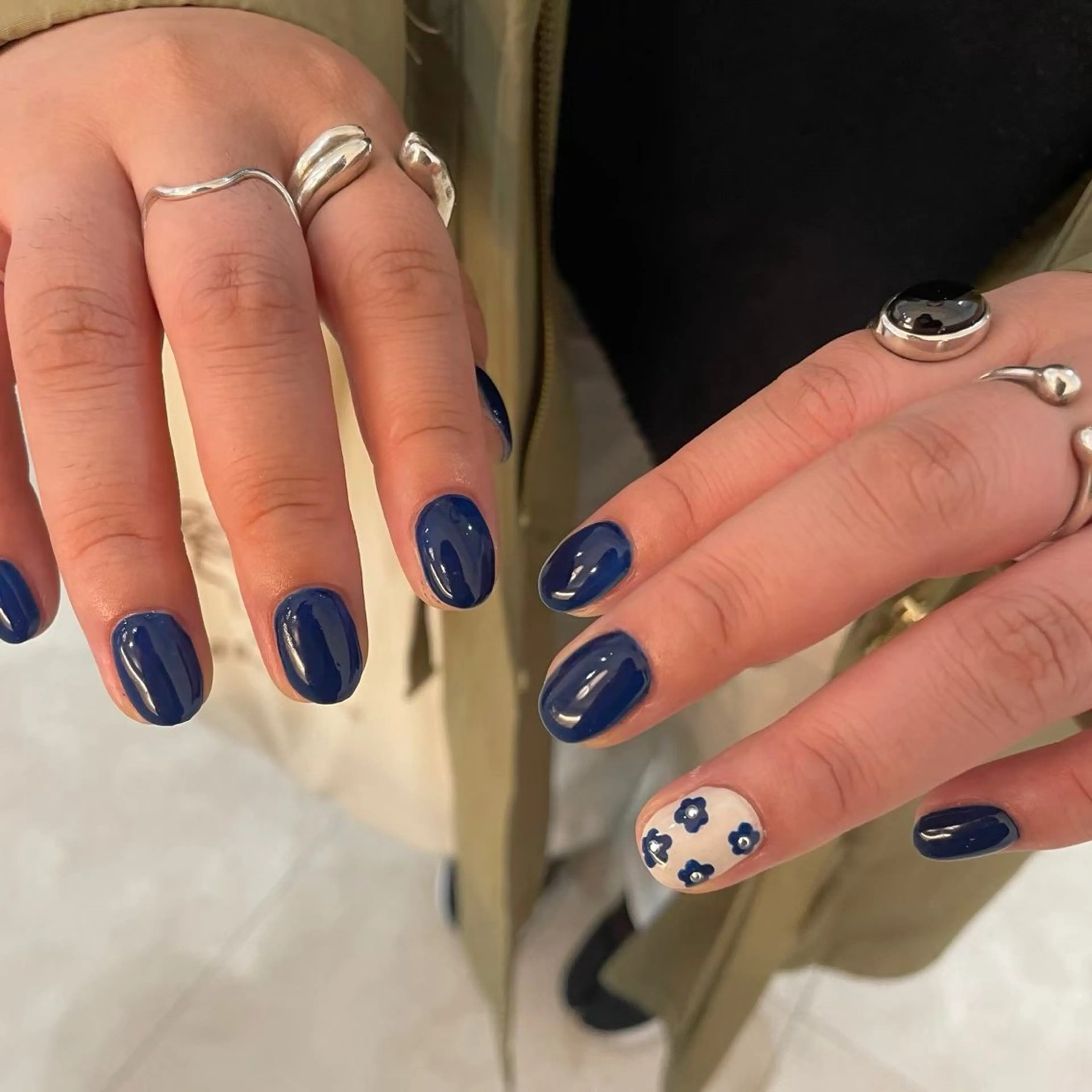 ネイル ハンドネイル Hata nail 🎀個性派ニュアンスのネイルデザイン