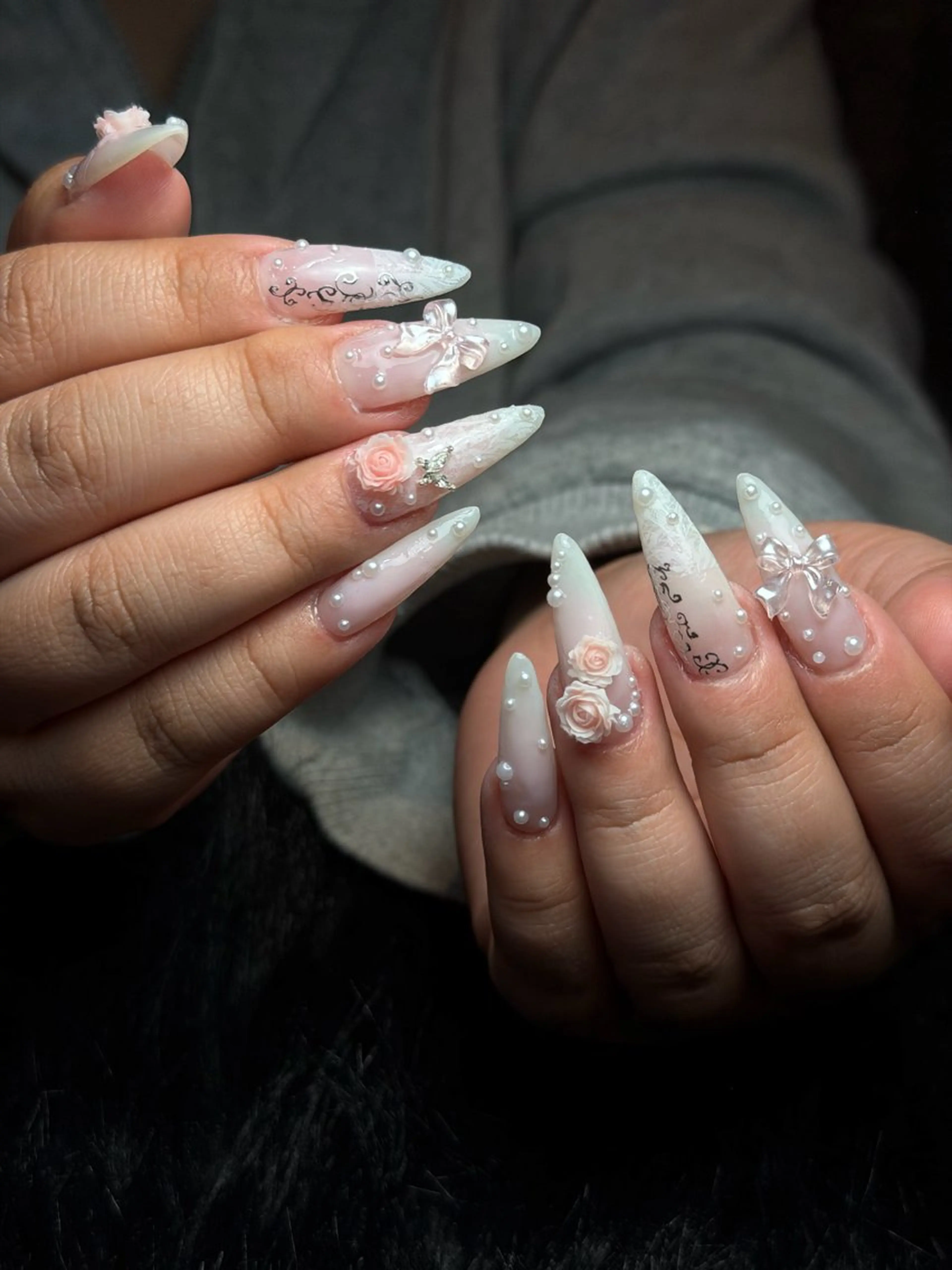 ネイル フレンチネイル グラデーション 韓国ネイル マグネットネイル シンプルネイル ハンドネイル CoMo Nailのネイルデザイン