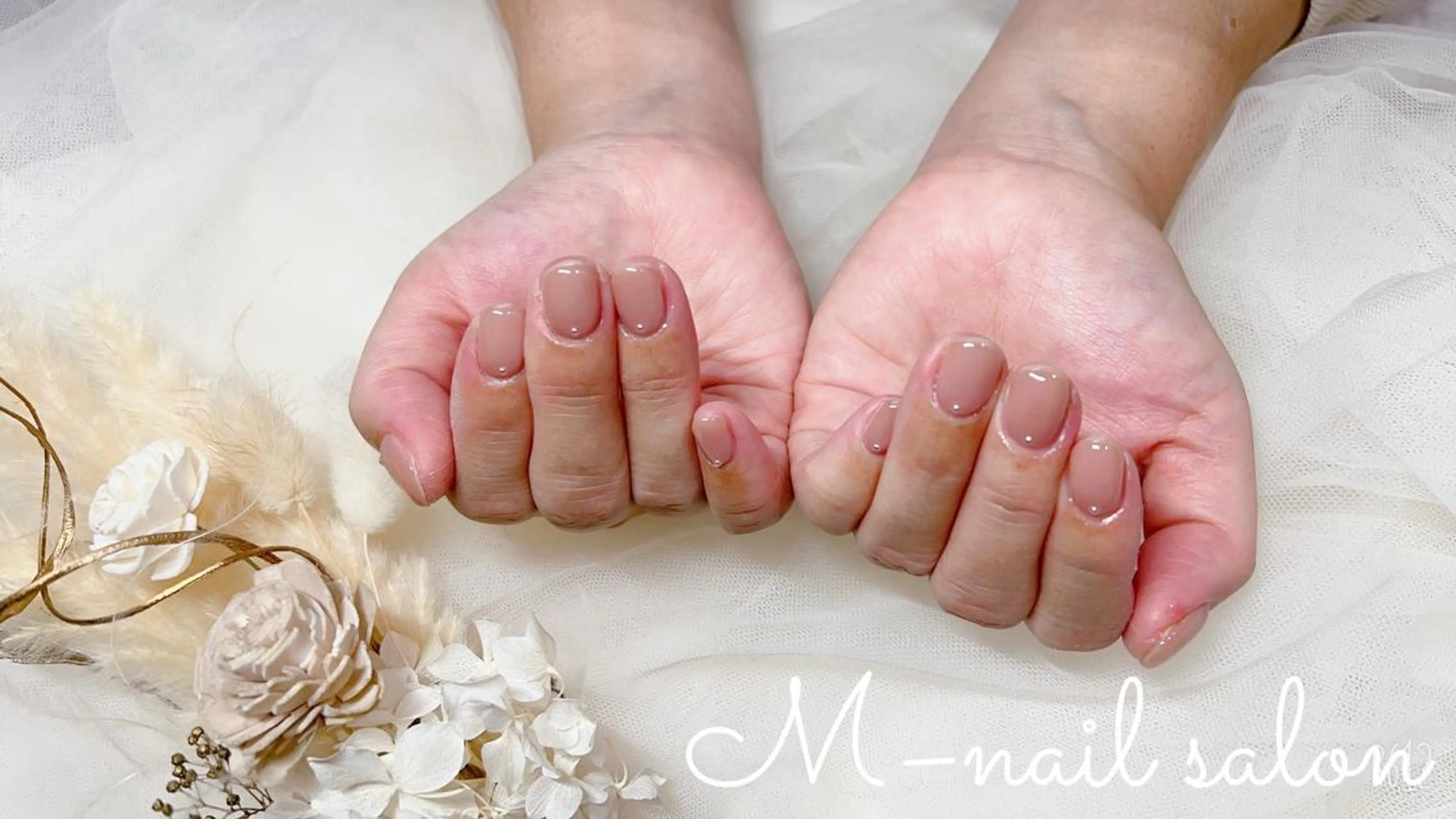 ネイル シンプルネイル M_ nail salonのネイルデザイン
