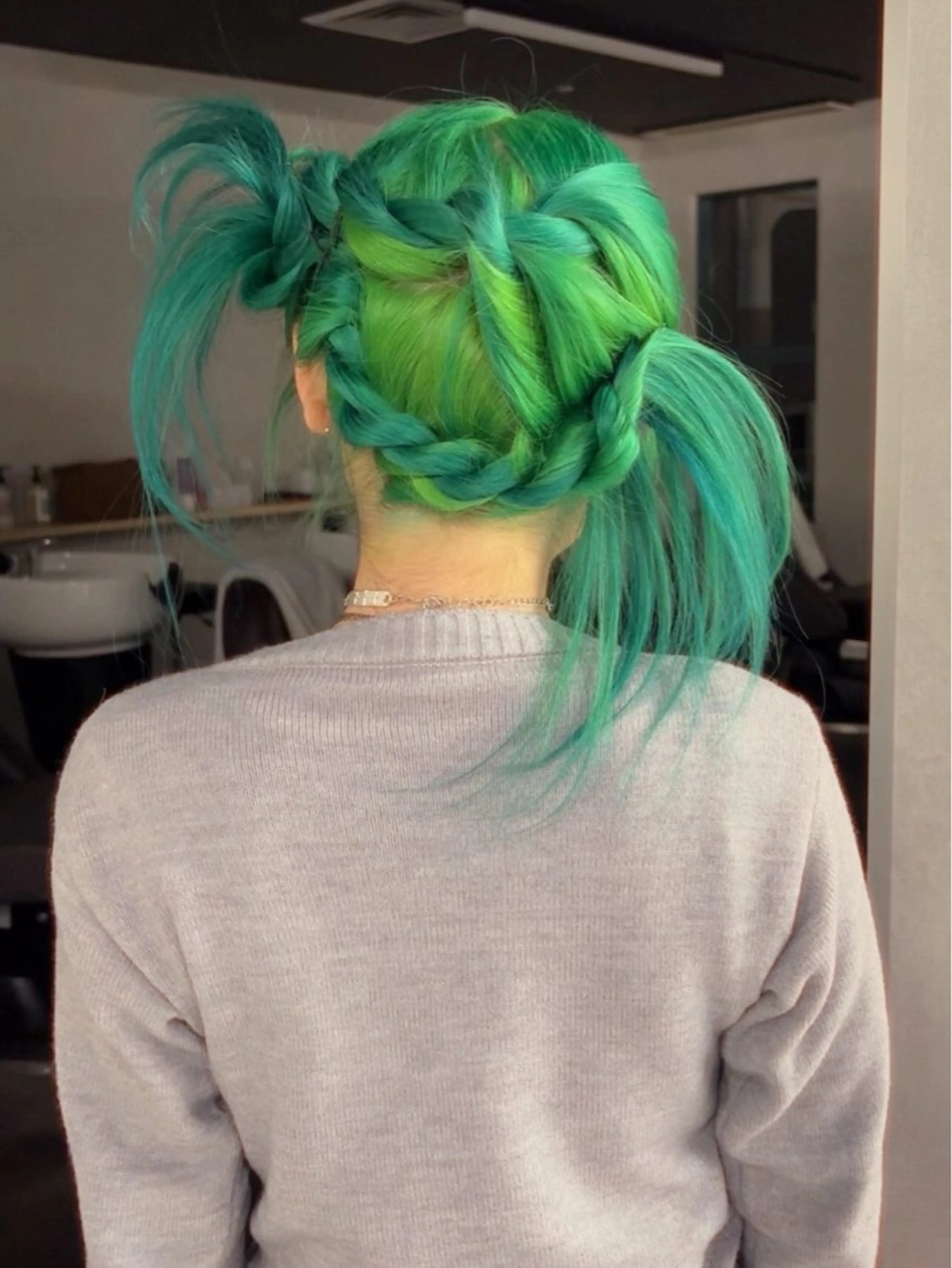 ロング ヘアカラー なんば🍓 似合わせカラー🐬のヘアスタイル